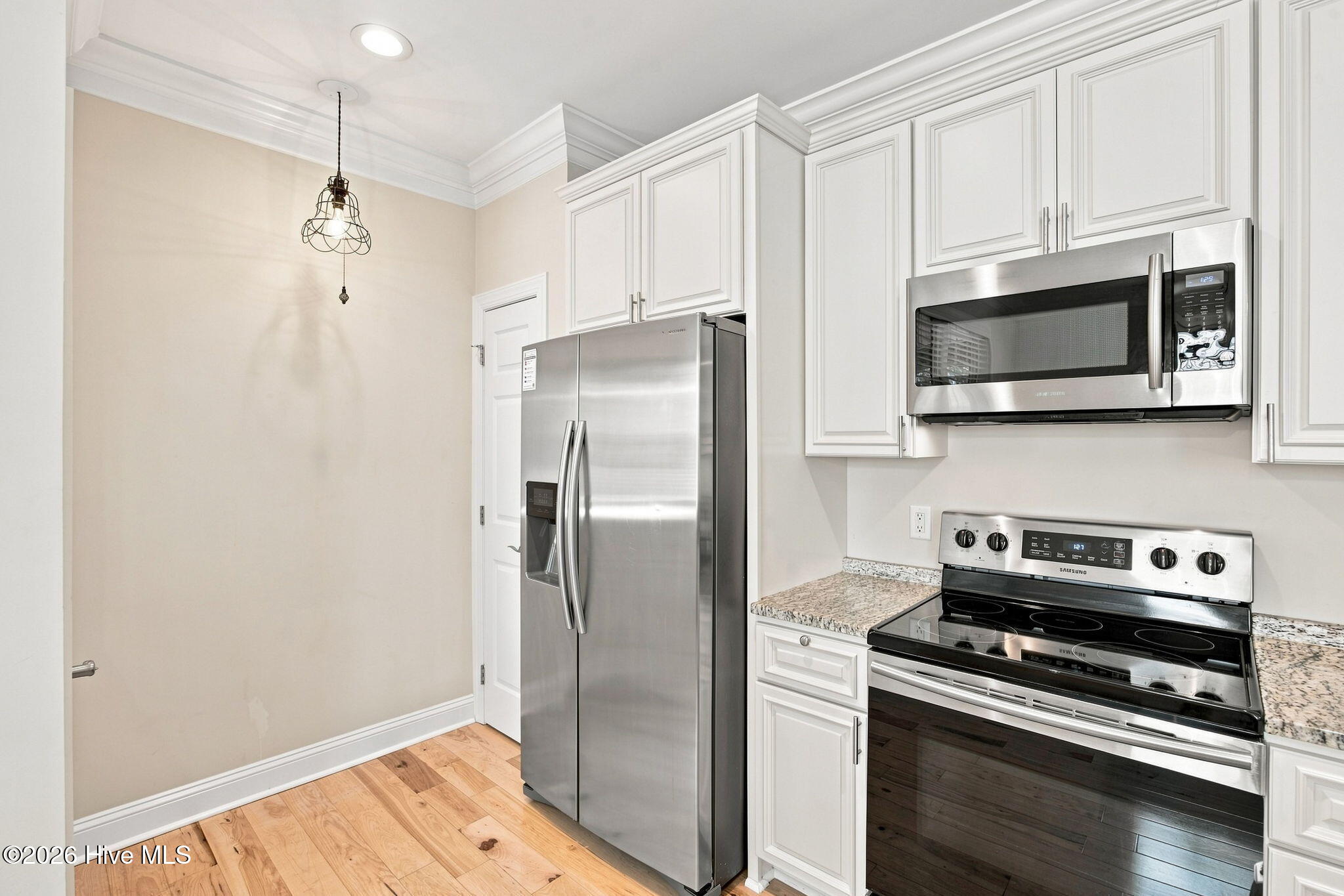 215 Ne 54th Street Property Photo 18