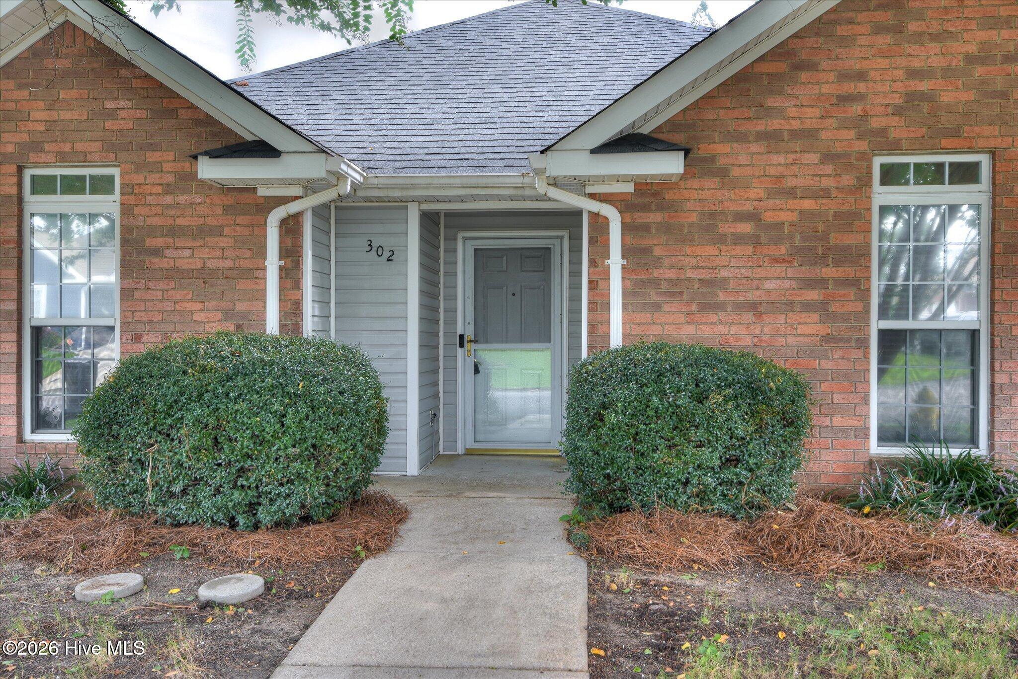 302 Alcock Way Property Photo 5