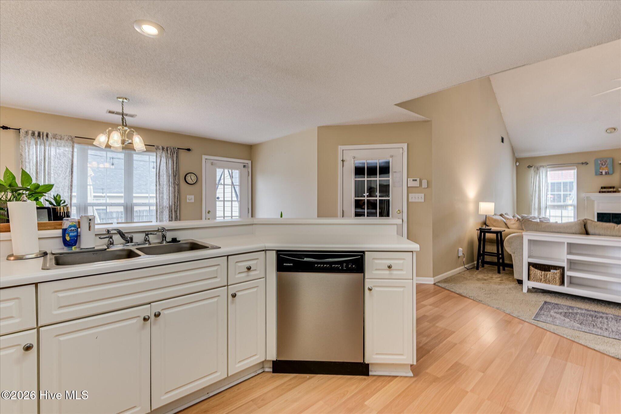 302 Alcock Way Property Photo 19
