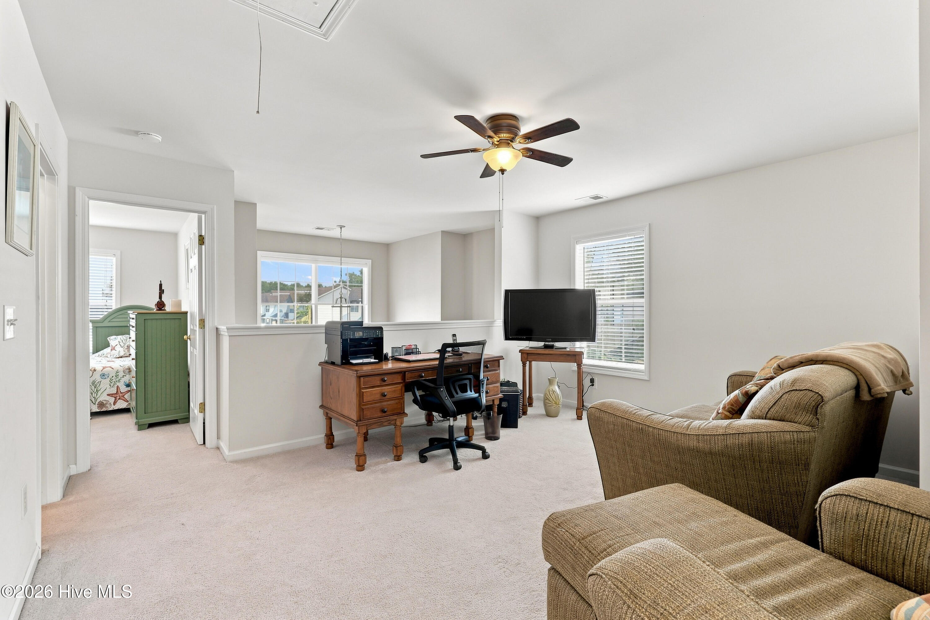 136 Cobblers Circle Property Photo 14