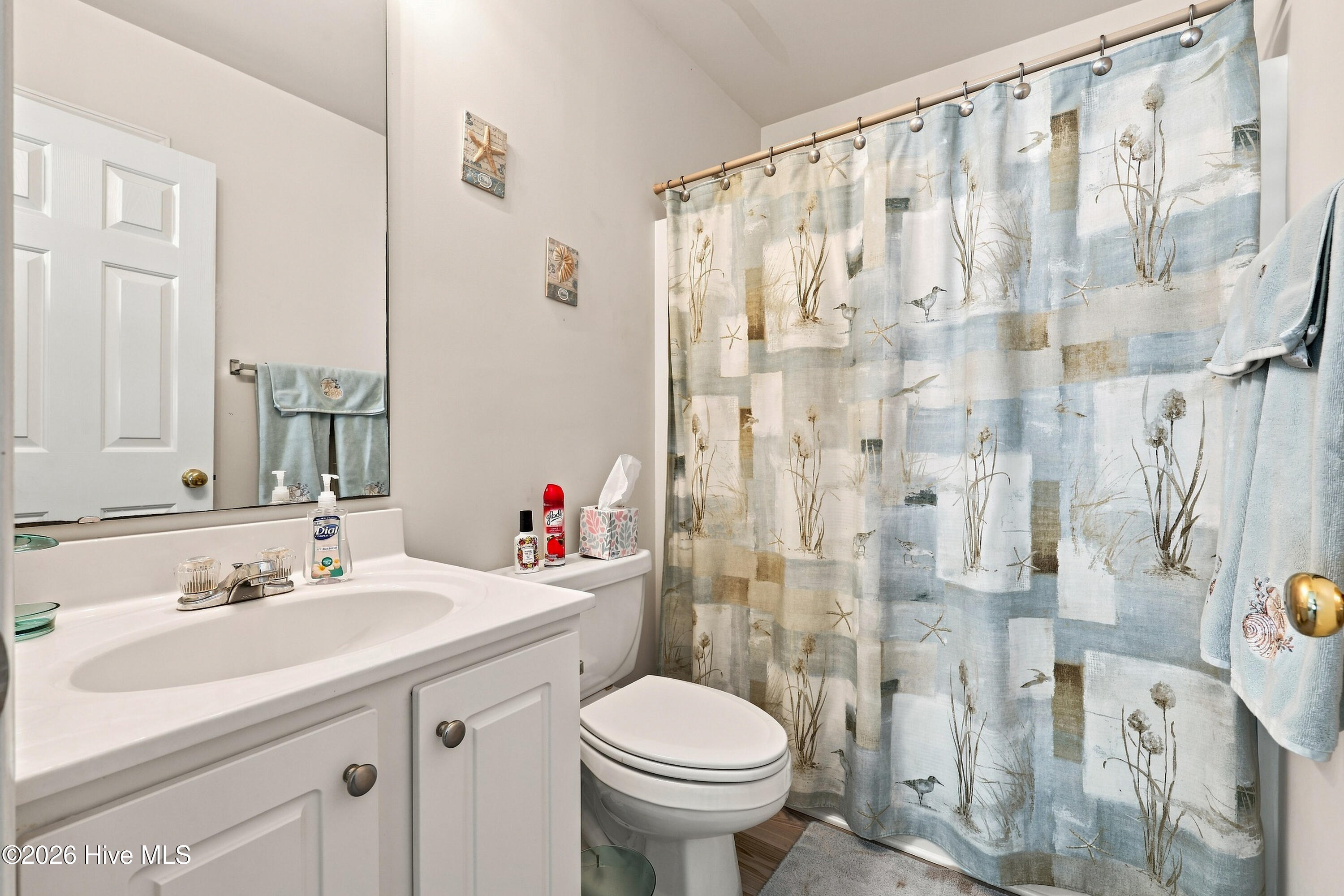 136 Cobblers Circle Property Photo 16