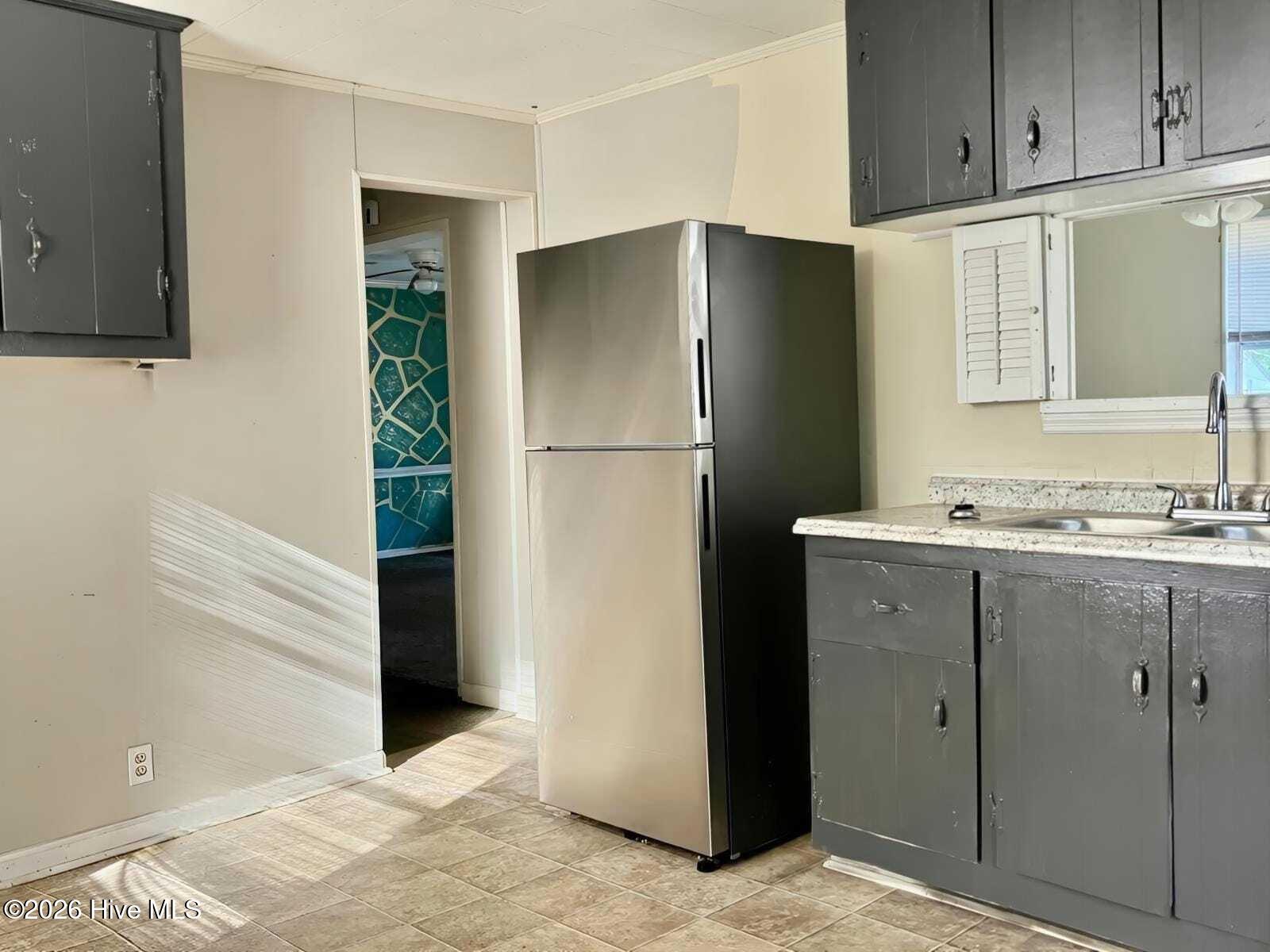 1915 Virginia Avenue Property Photo 2