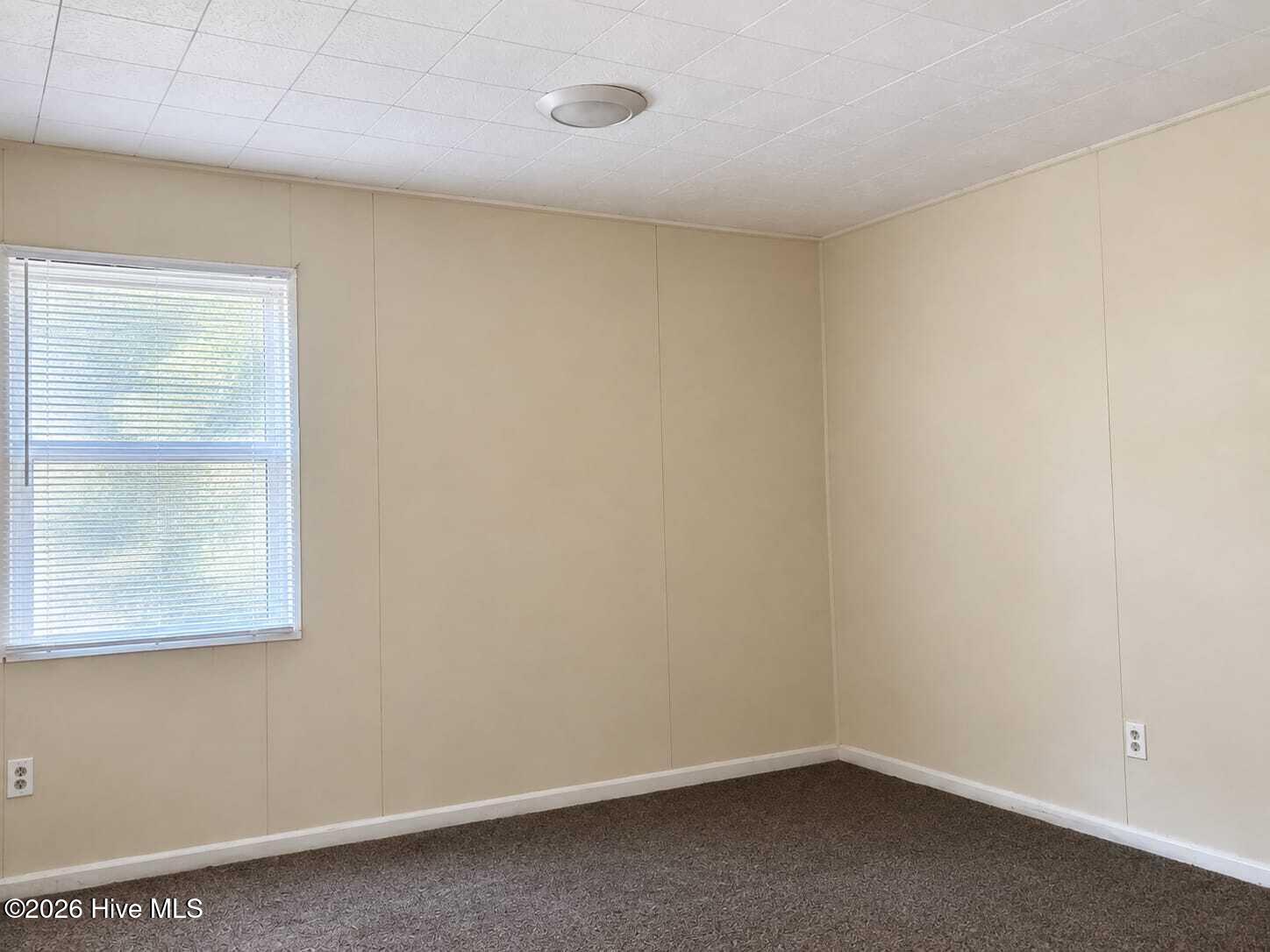 1915 Virginia Avenue Property Photo 4