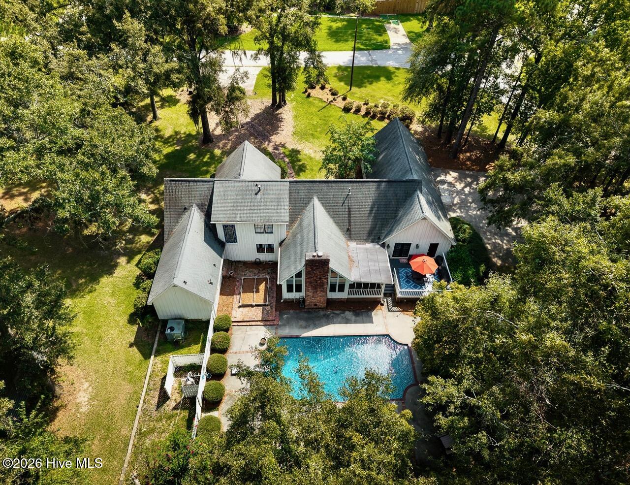110 Oak Lane Property Photo 2