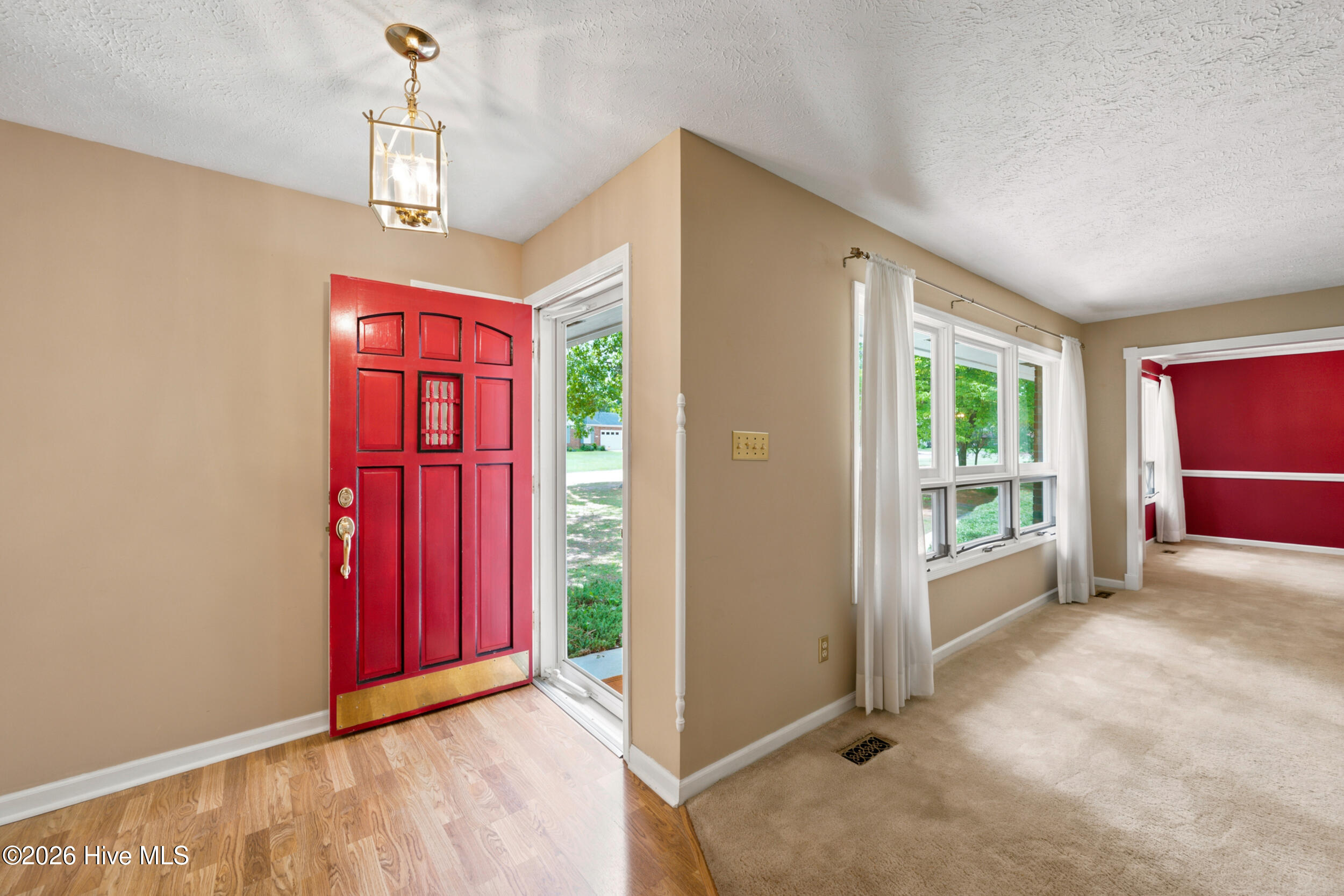 204 Cherry Hills Drive Property Photo 2