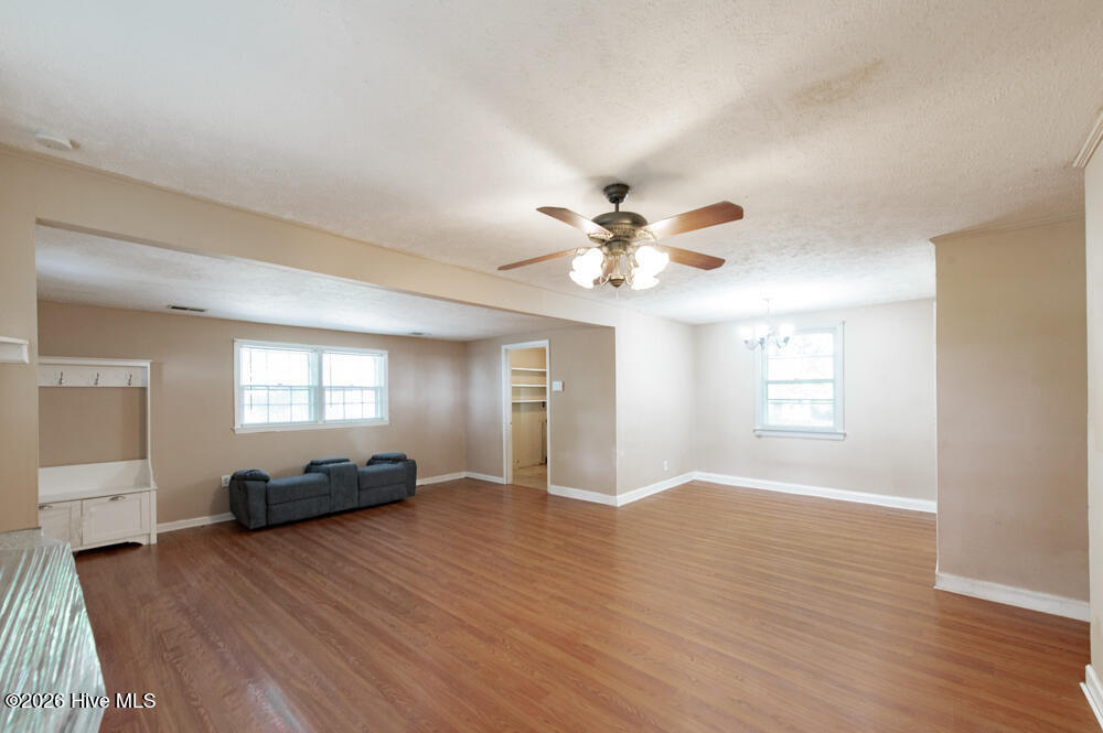 122 Marvin Drive Property Photo 6