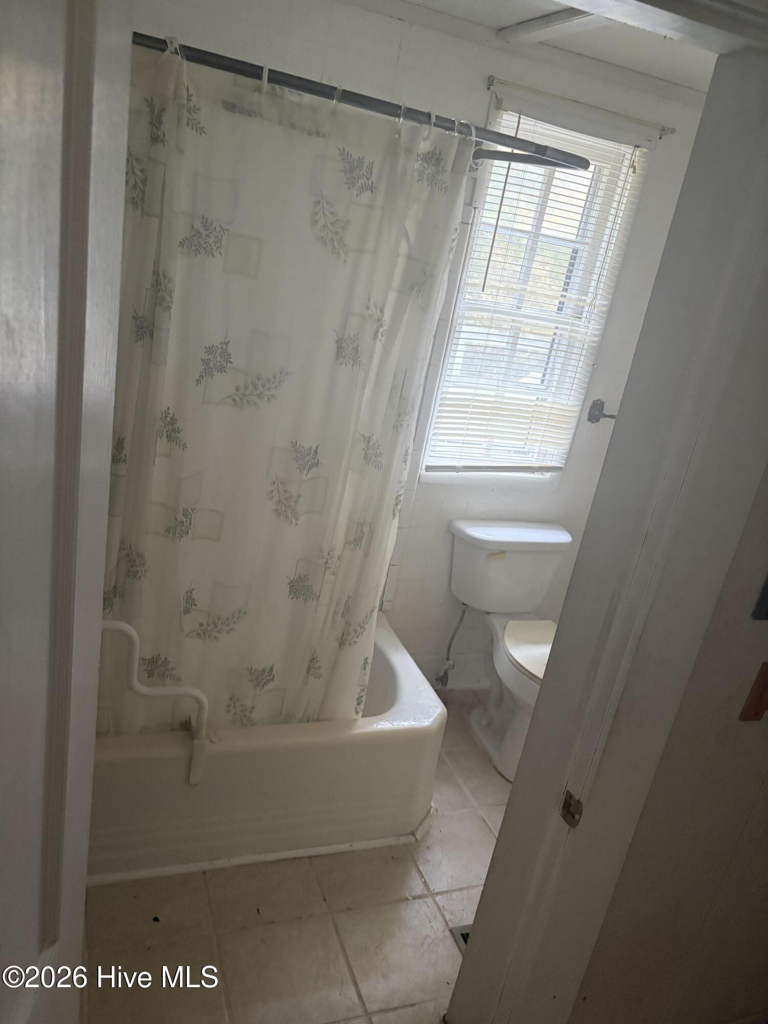 1120 Davenport Fork Road Property Photo 5