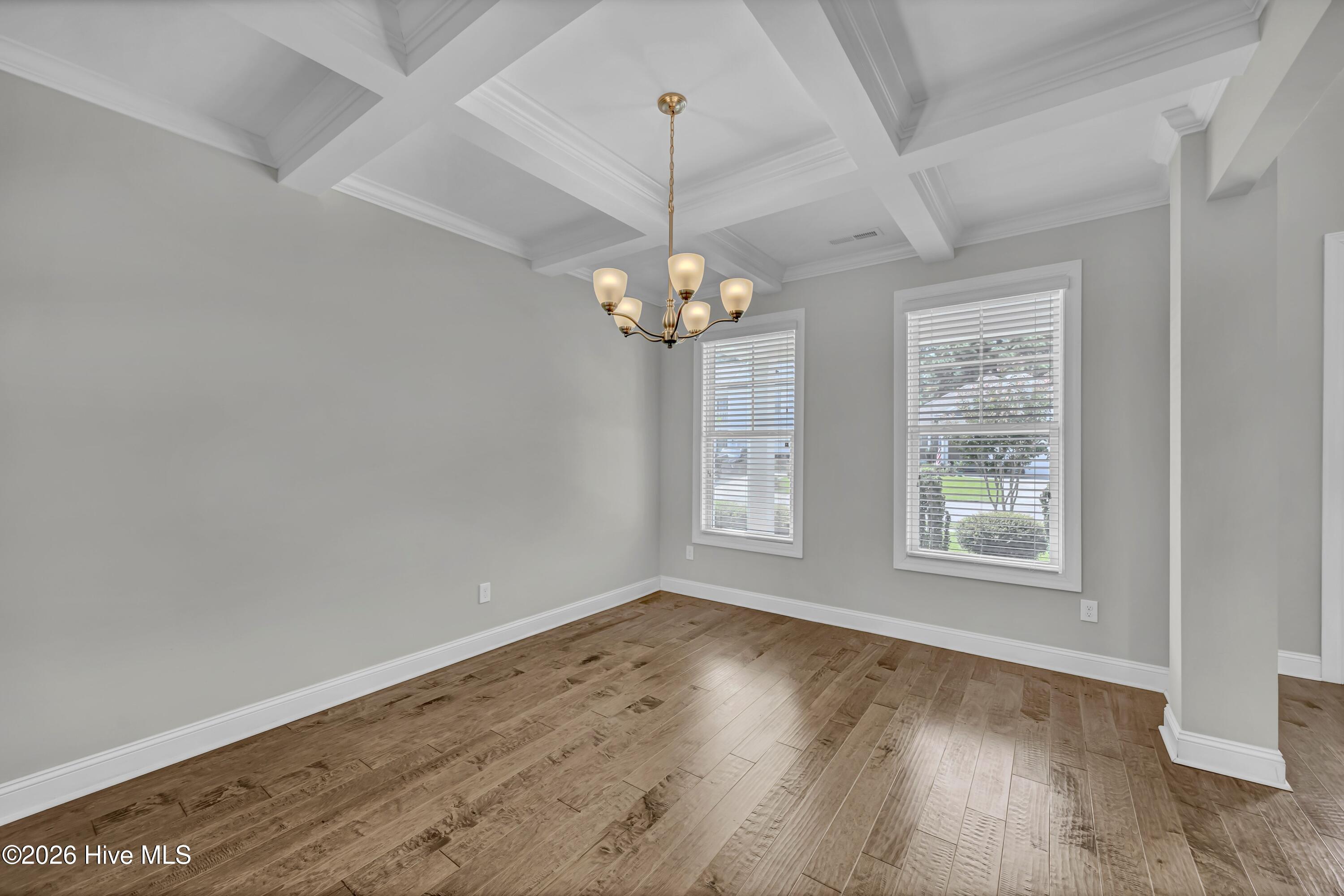 7924 Champlain Drive Property Photo 3