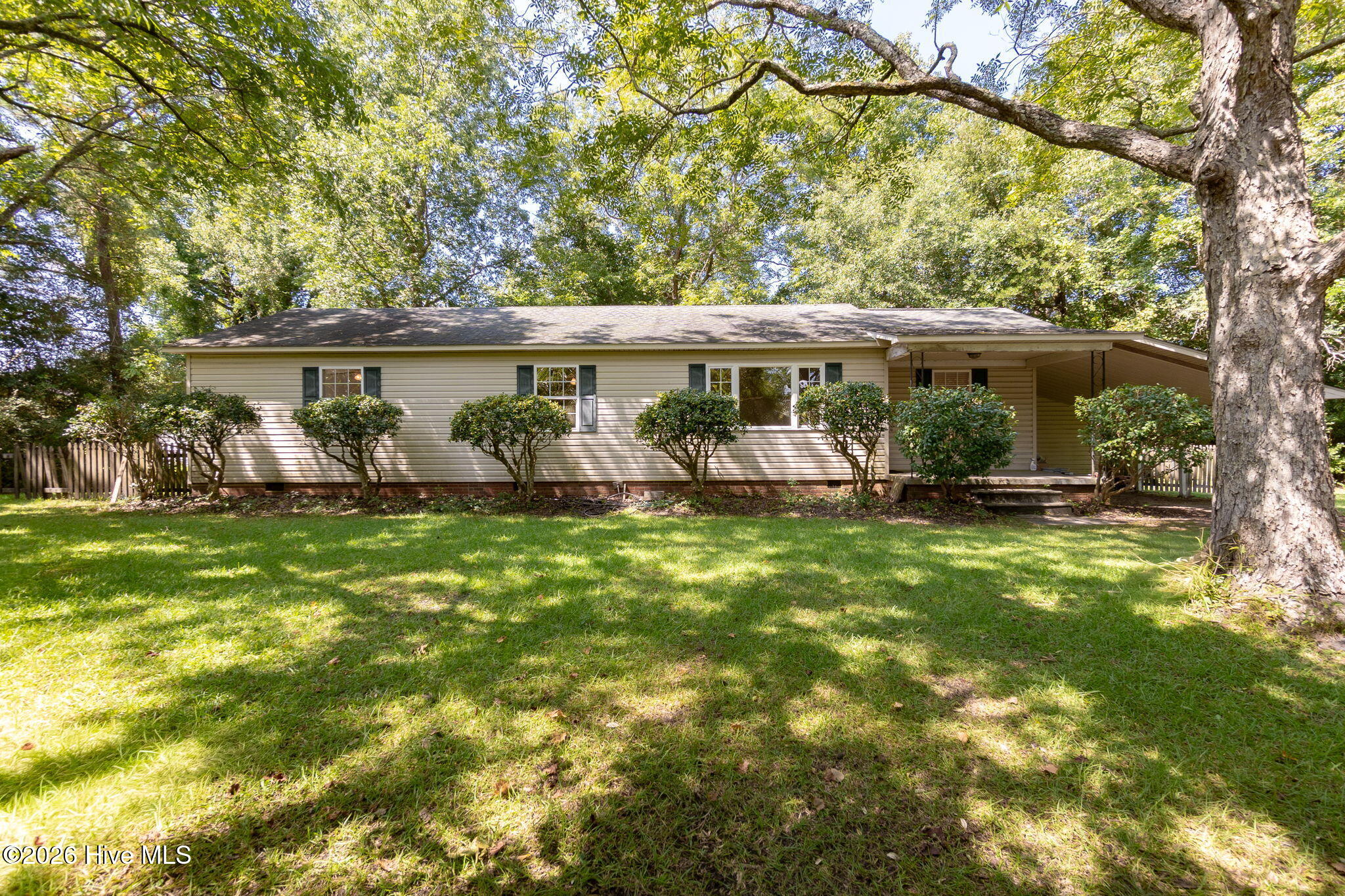 101 S Jackson Drive Property Photo 1