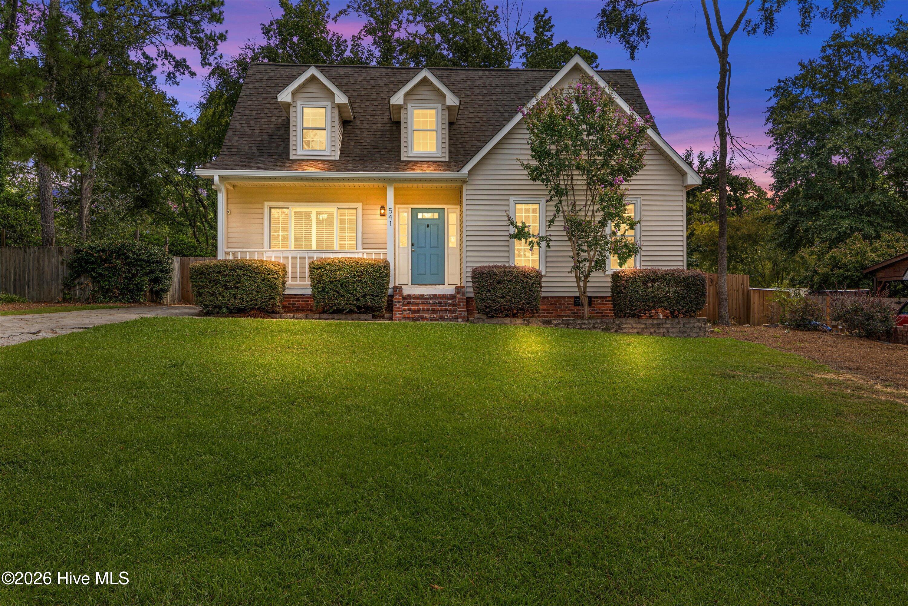 541 Fairfield Way Property Photo 1
