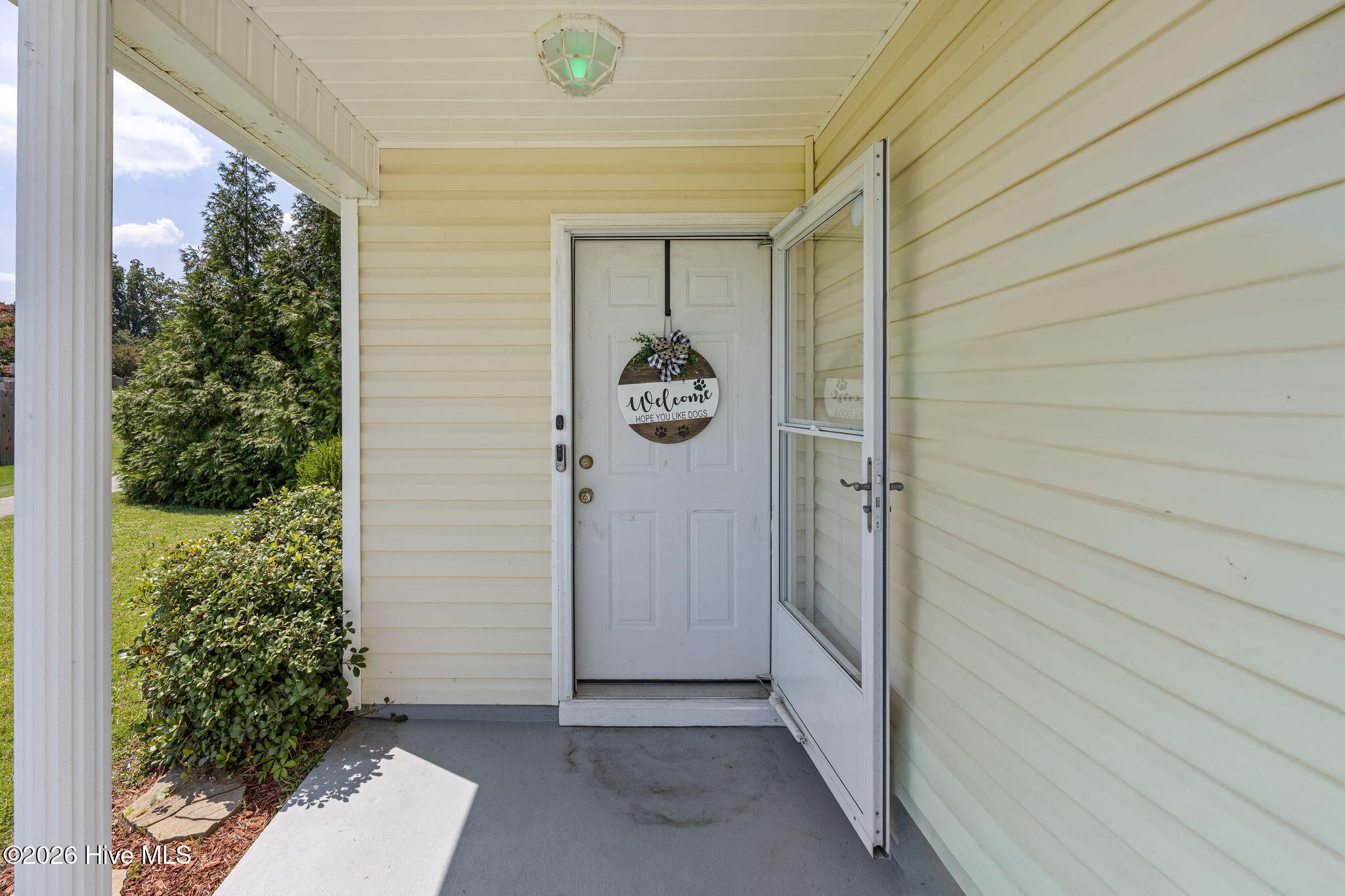 468 Connemara Trail Property Photo 15