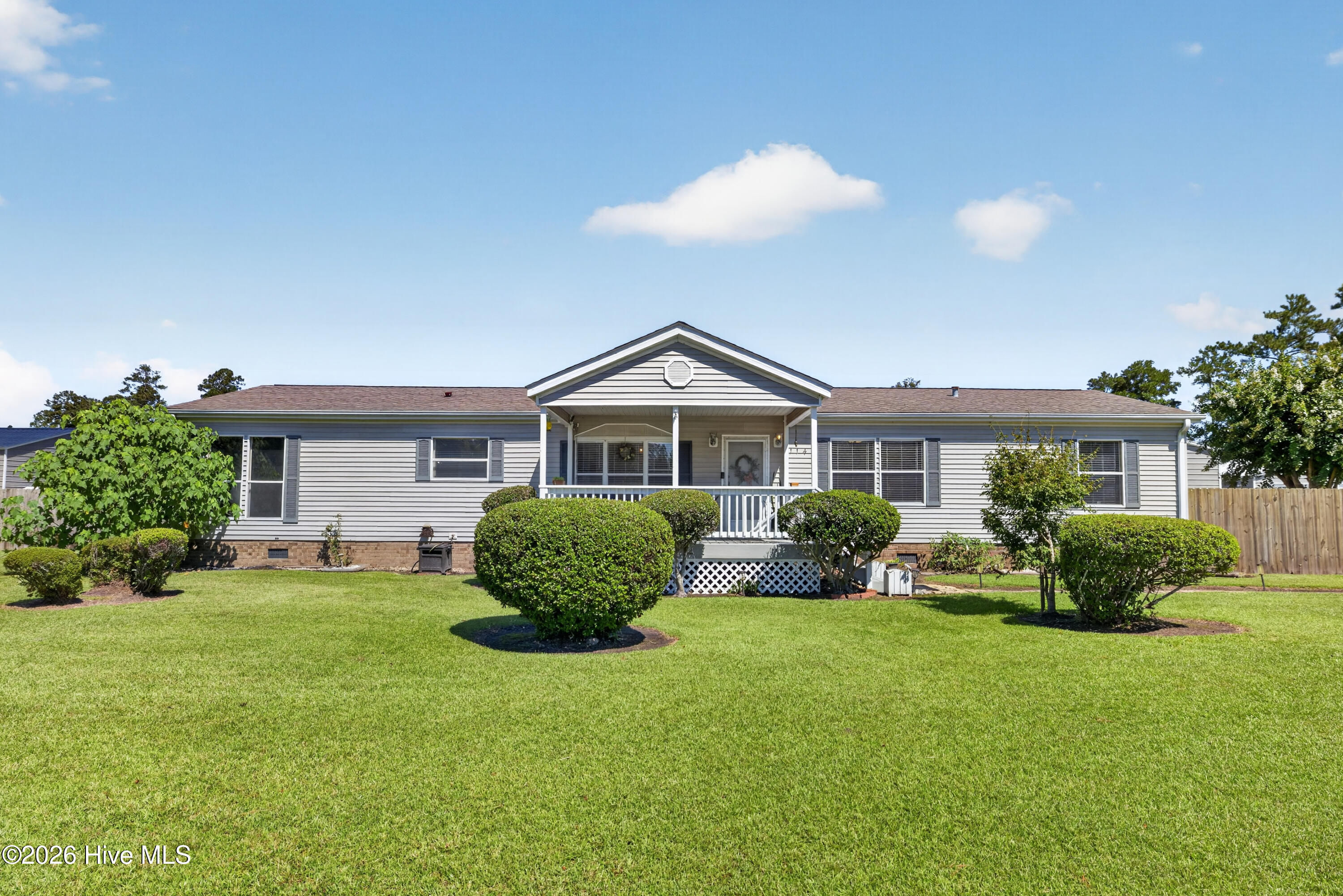 114 Bellhammon Drive Property Photo 1