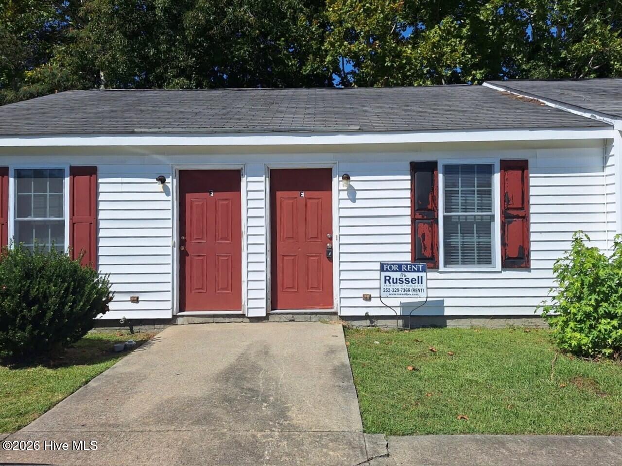 1402 Hooker Road E Property Photo 2