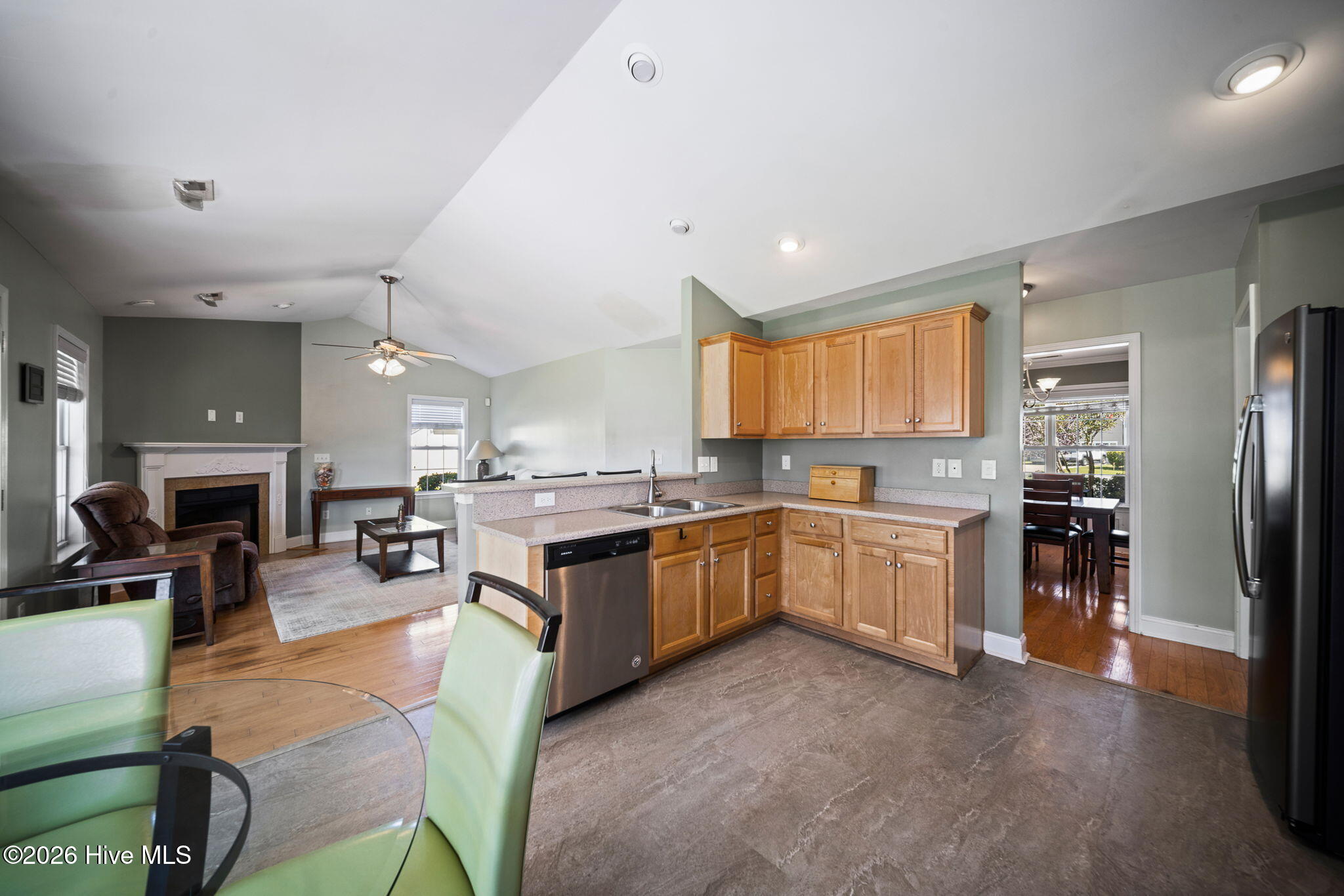 2618 Ravens Glass Court Property Photo 12