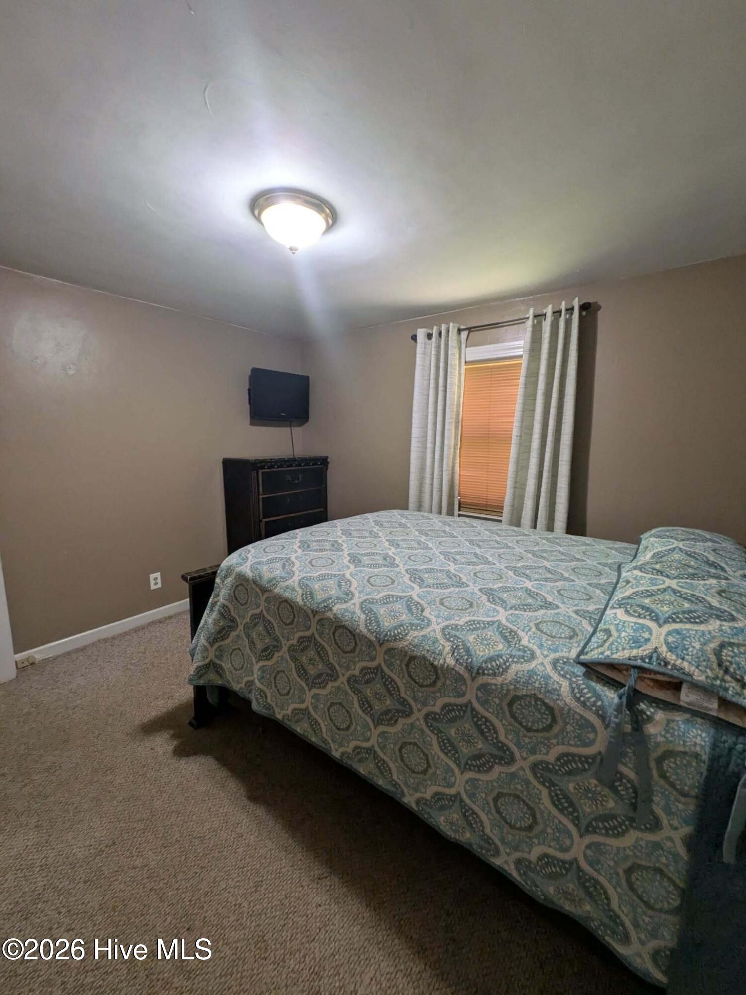 216 E Troy Street E Property Photo 16