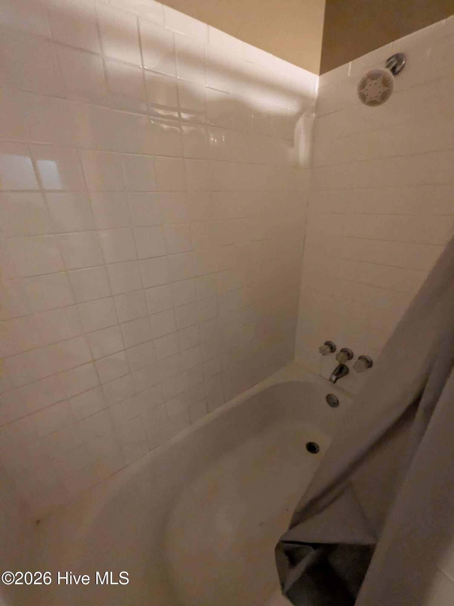 216 E Troy Street E Property Photo 19