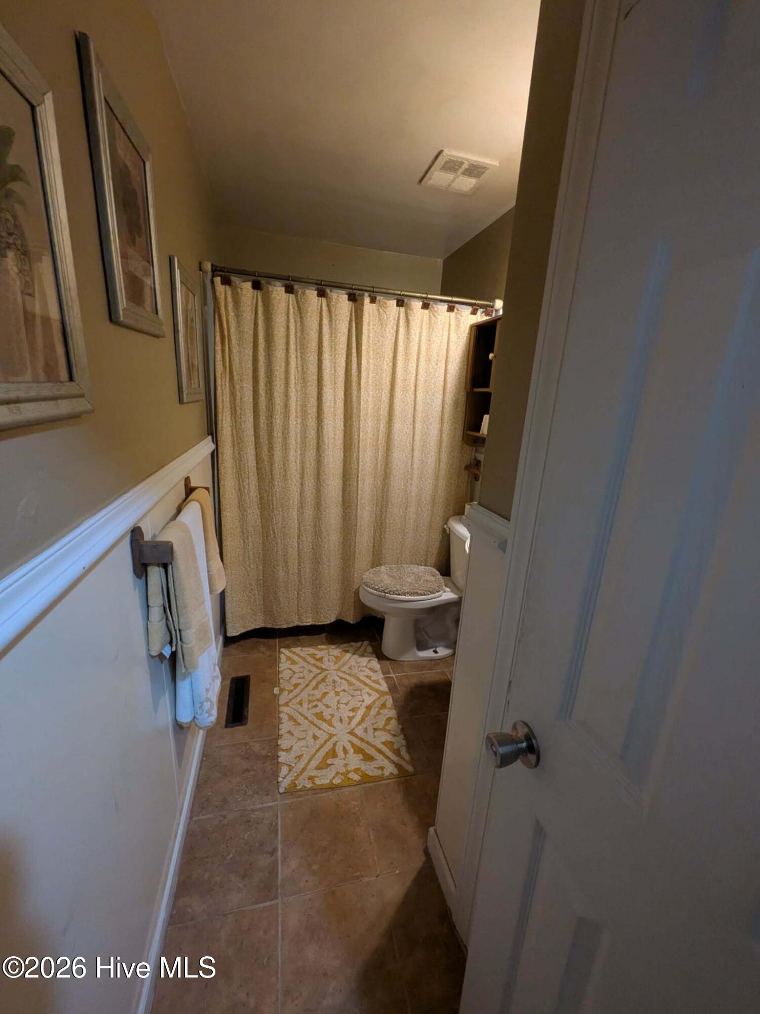 216 E Troy Street E Property Photo 20