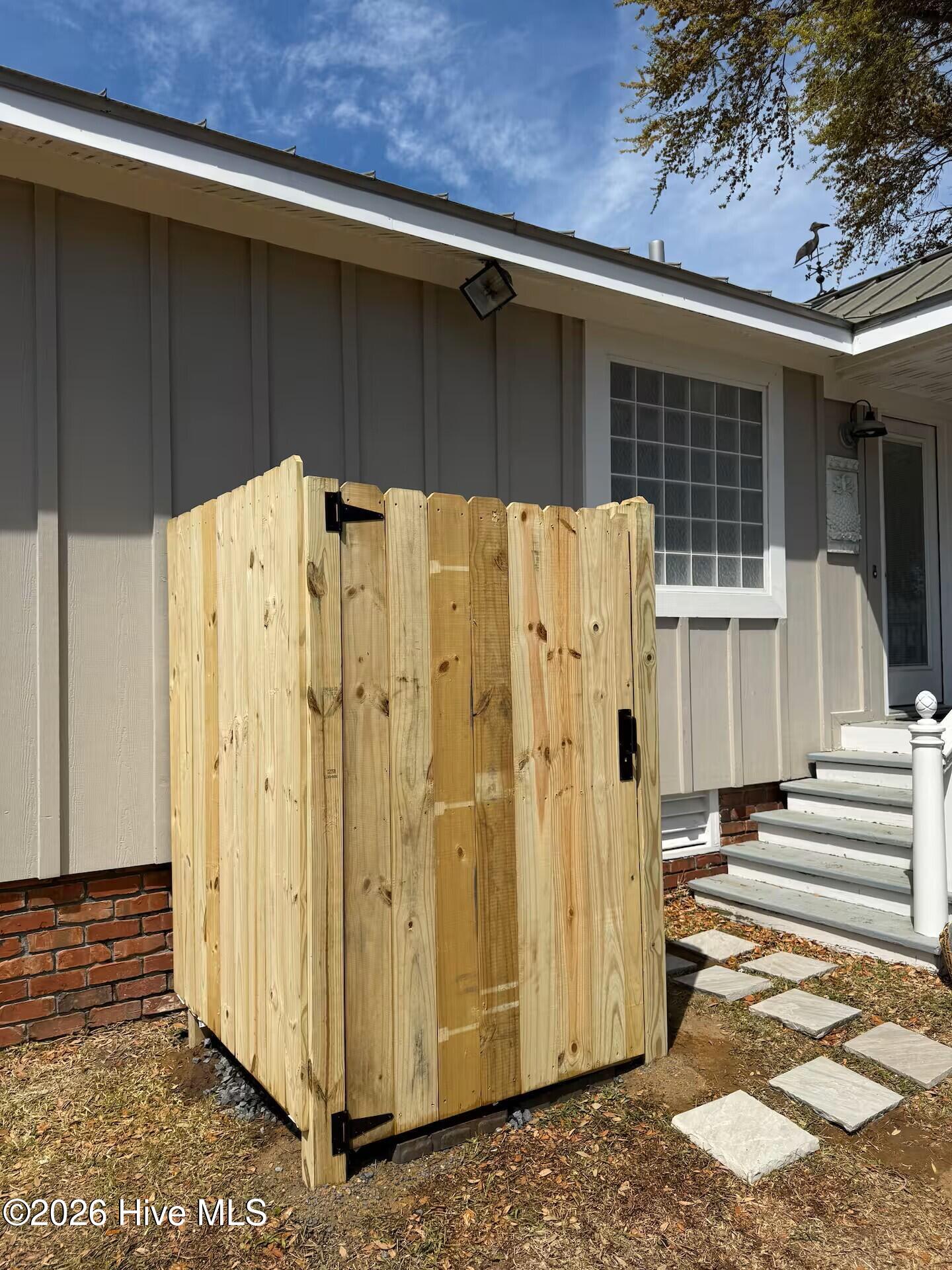 208 Hill Street Property Photo 8