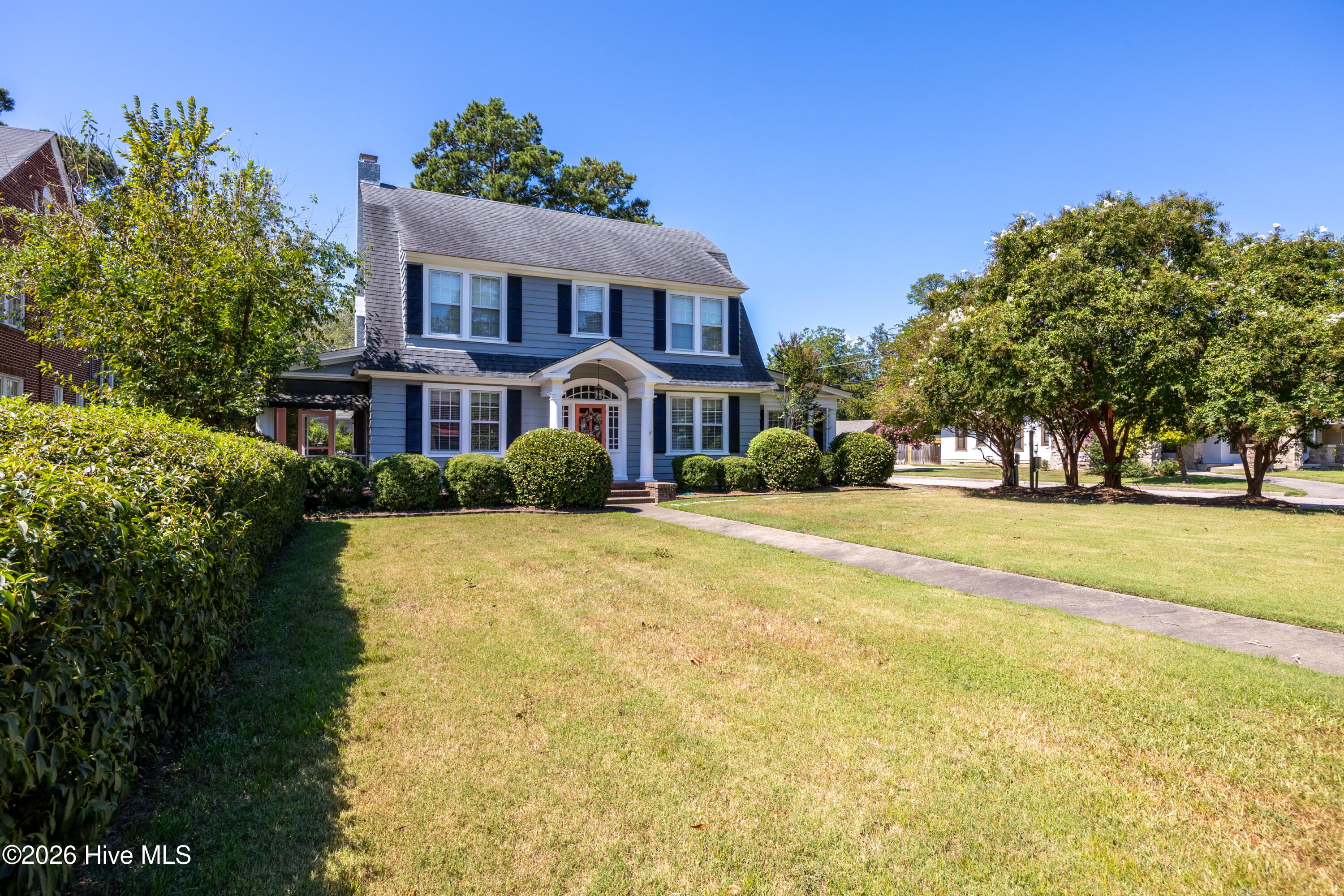 1213 Nash Street N Property Photo 3