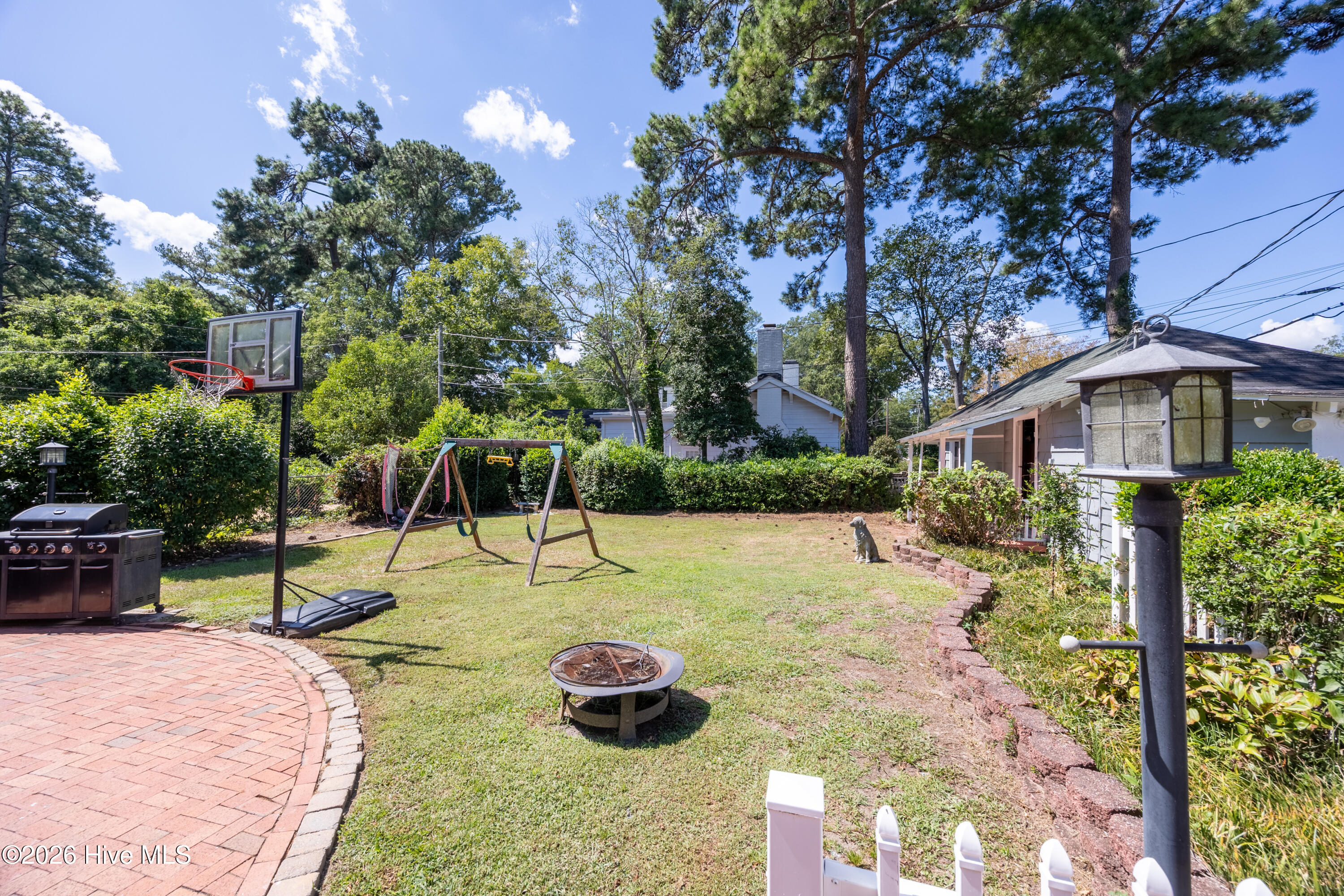1213 Nash Street N Property Photo 45