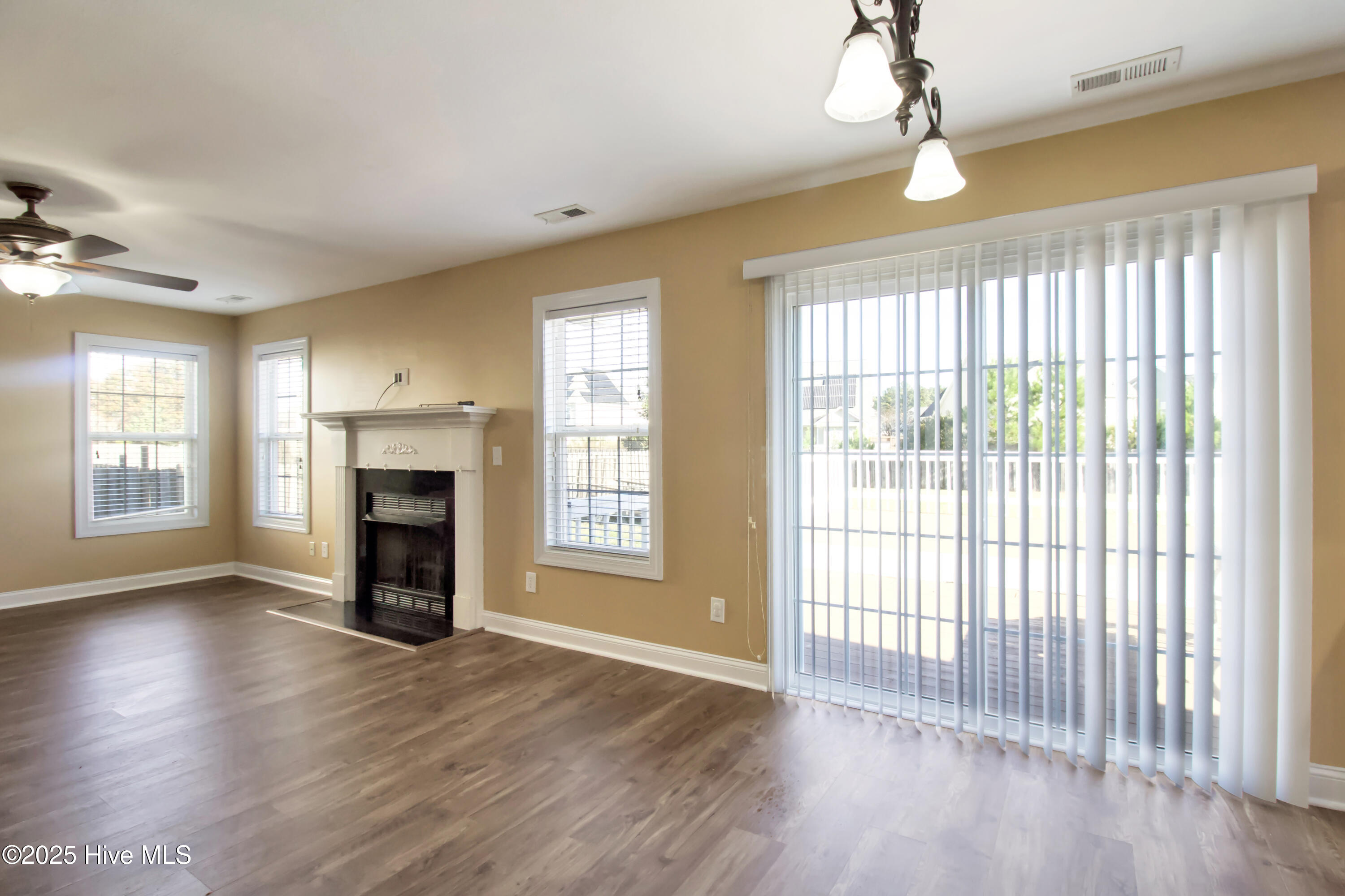 614 Stagecoach Drive Property Photo 12