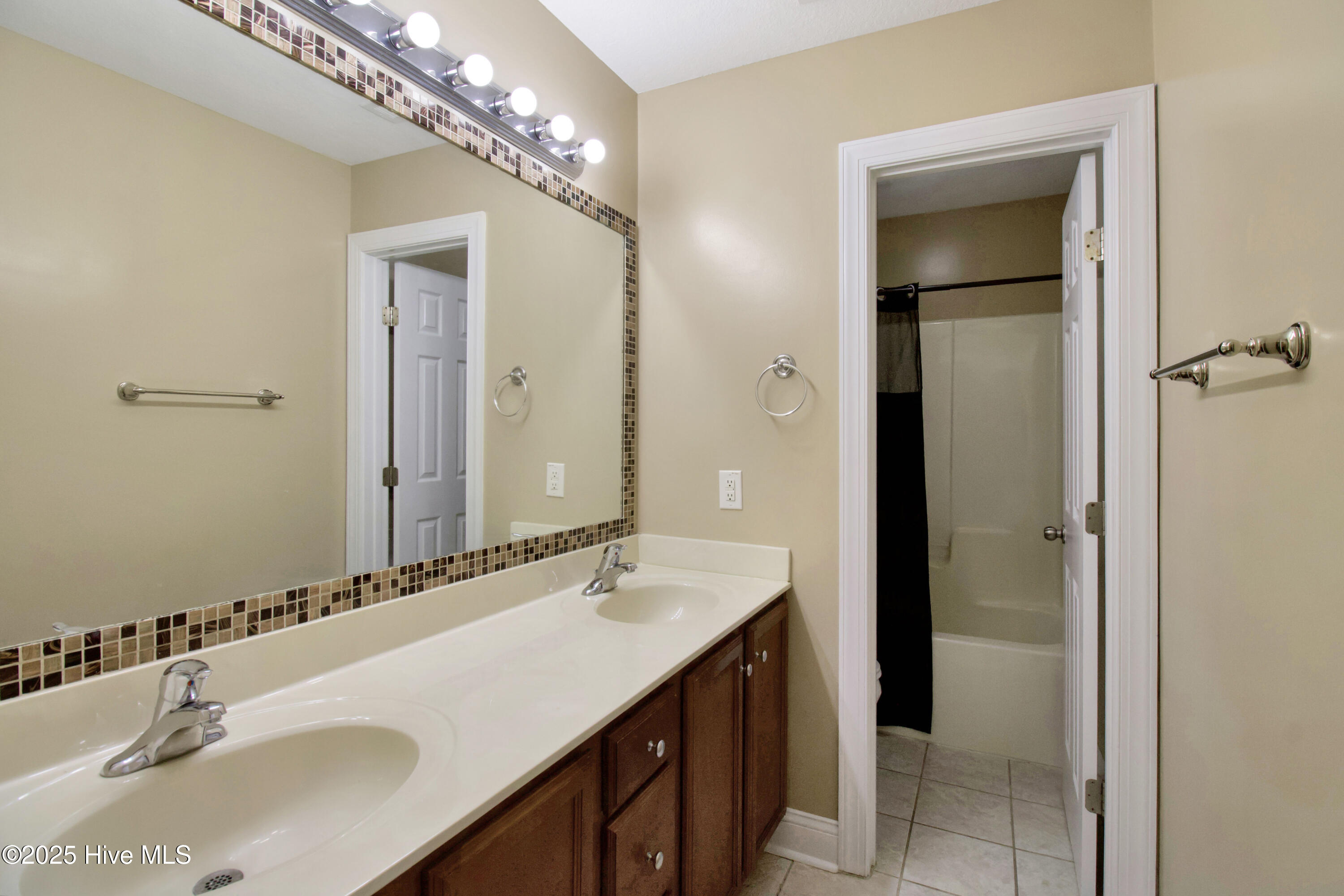 614 Stagecoach Drive Property Photo 14