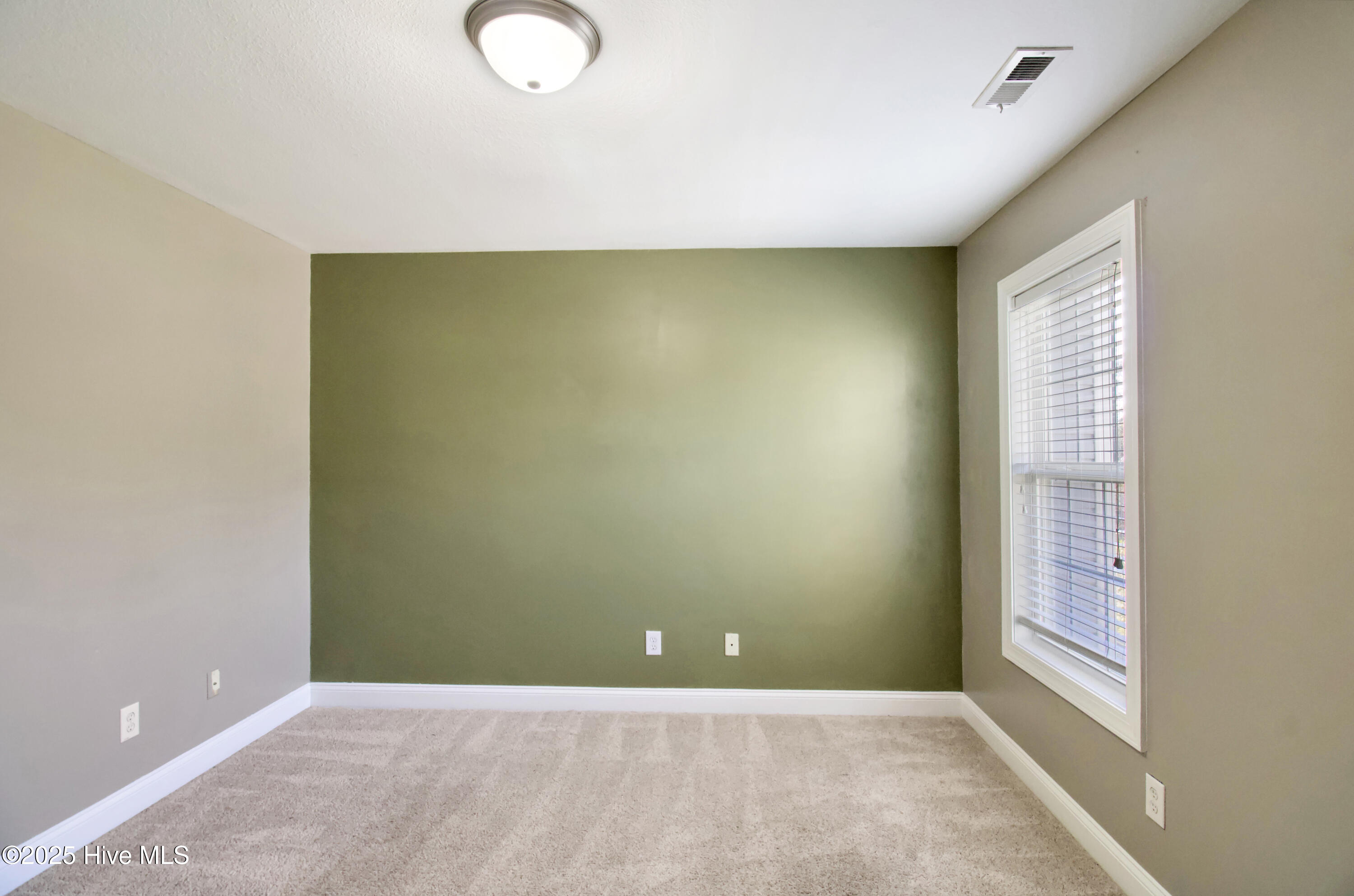 614 Stagecoach Drive Property Photo 16