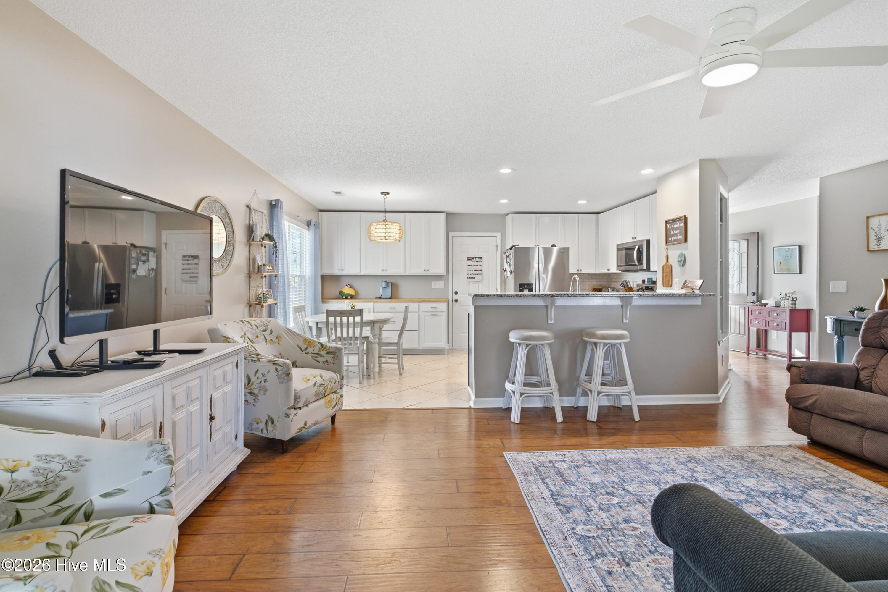 1009 Winterberry Circle Property Photo 8
