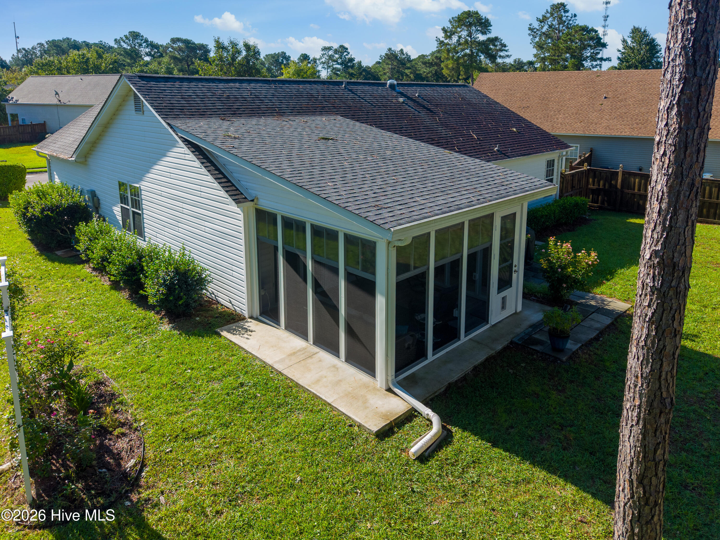 1009 Winterberry Circle Property Photo 27