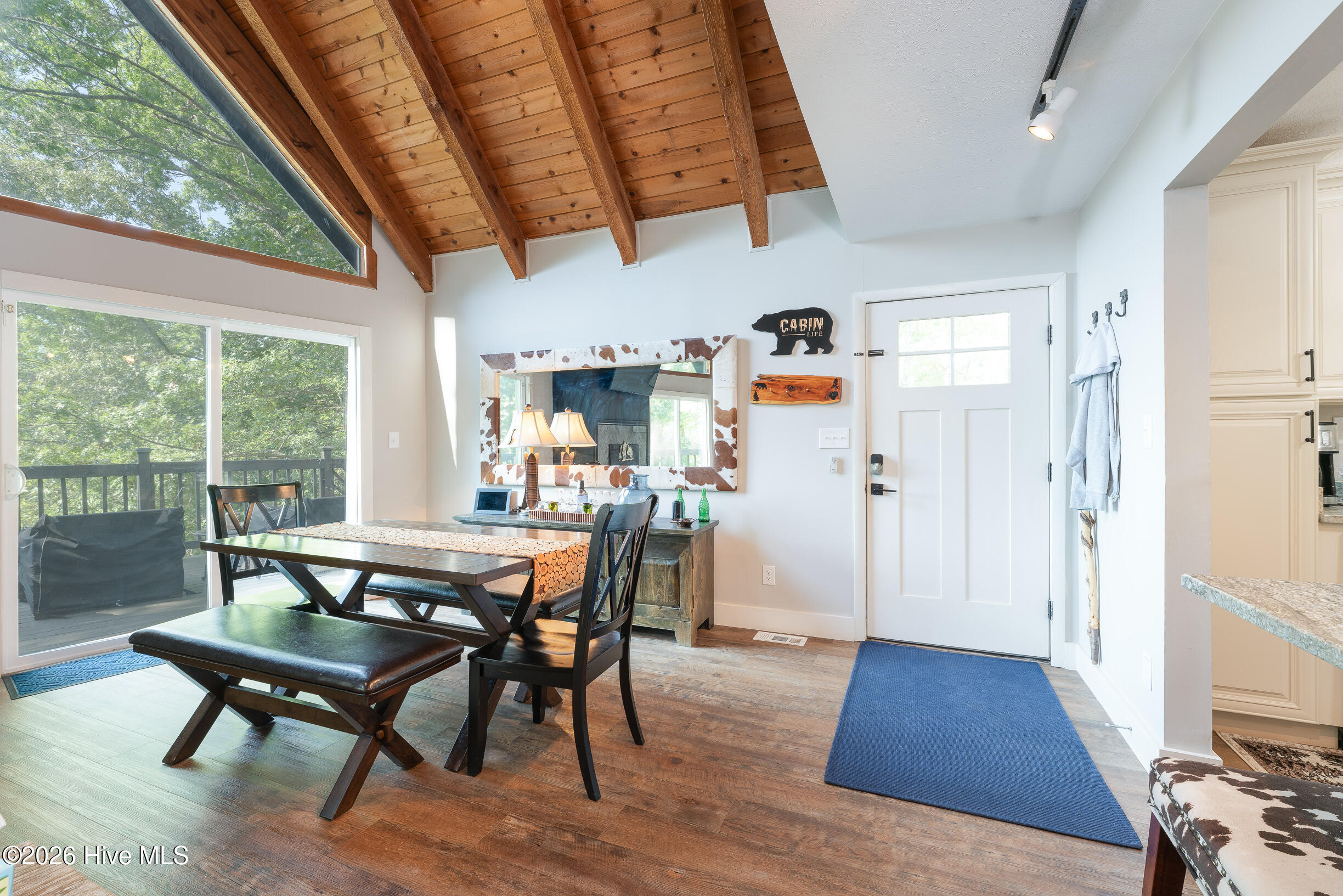 100 Stephens Lane Property Photo 12