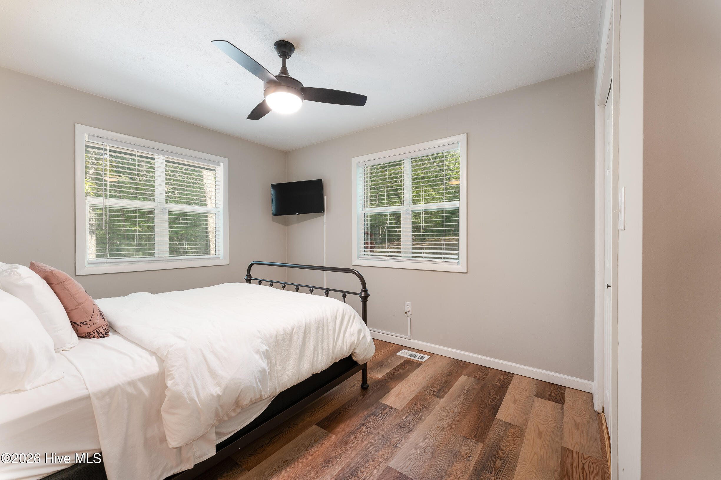 100 Stephens Lane Property Photo 22