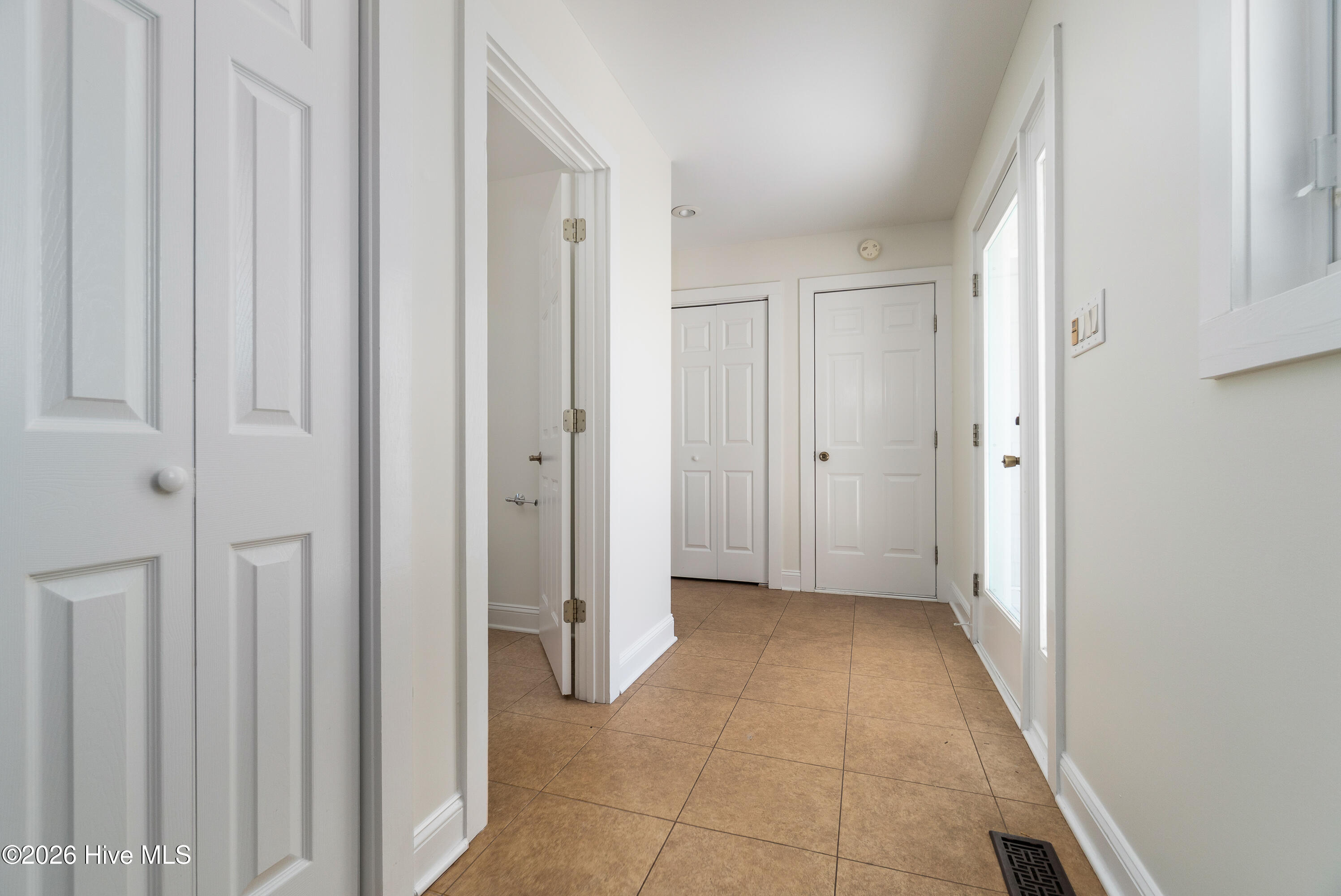 213 Mansfield Parkway Property Photo 12