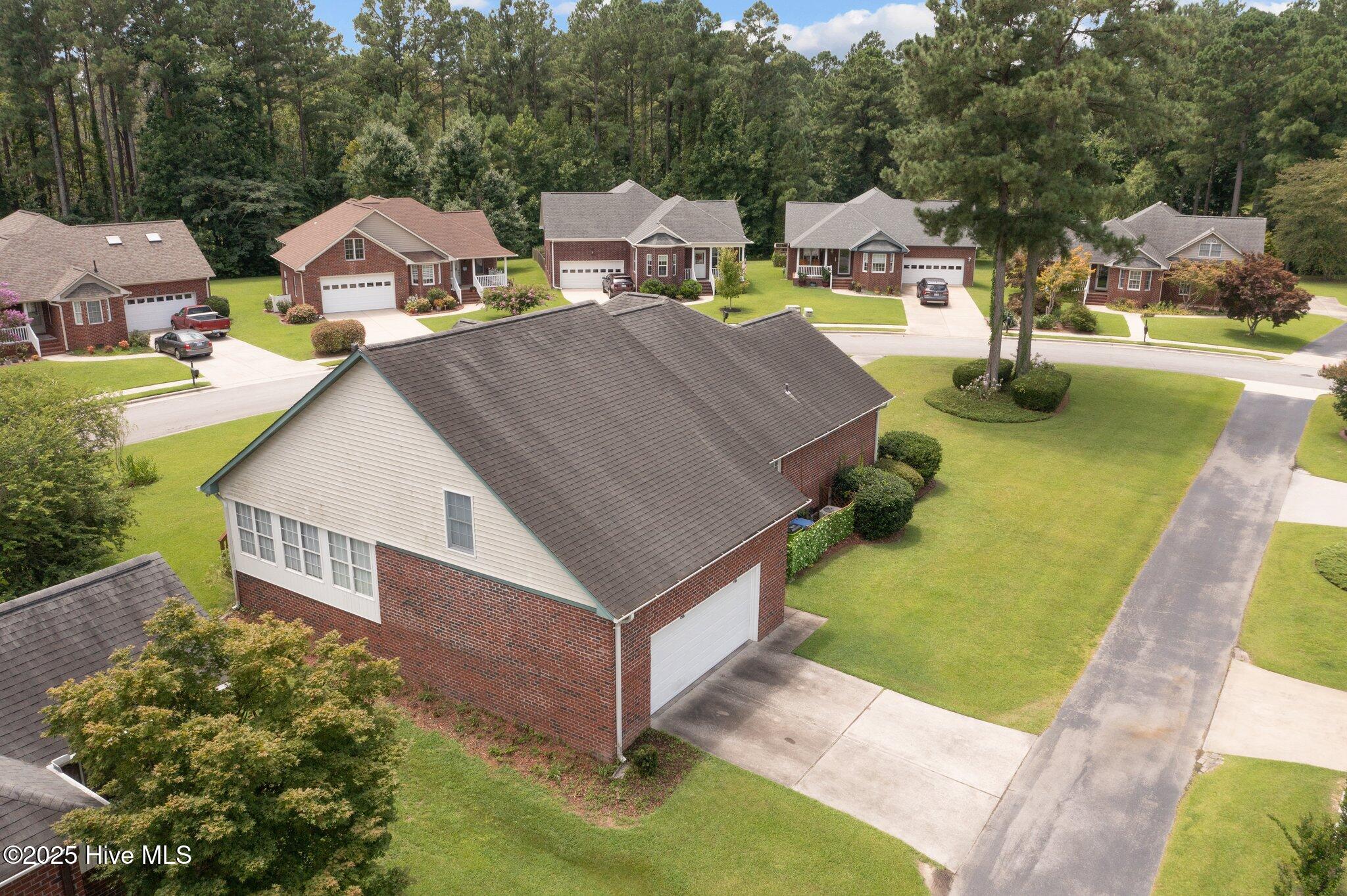104 Boleyn Loop Property Photo 36