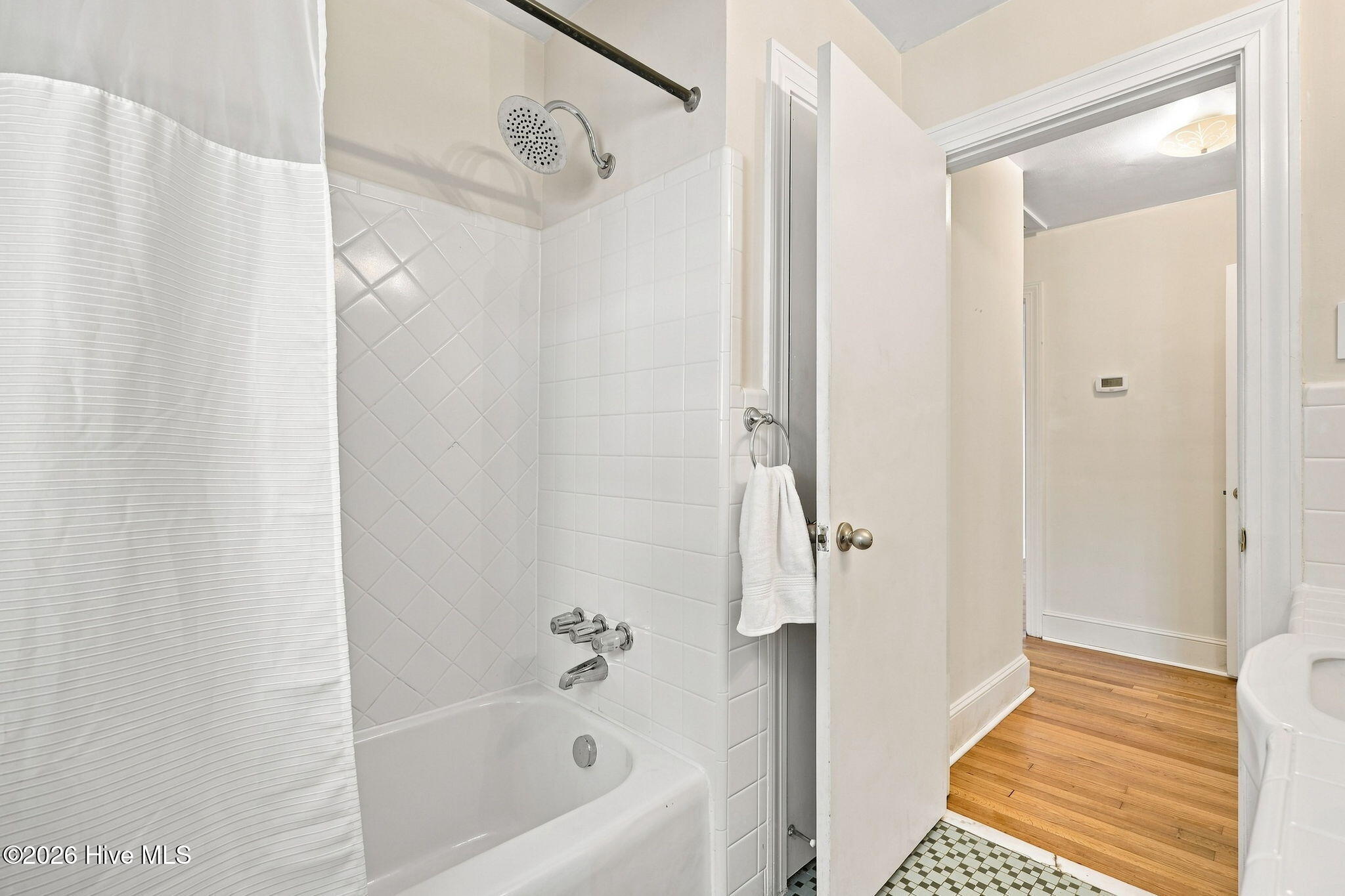 1502 E Wright Road Property Photo 7