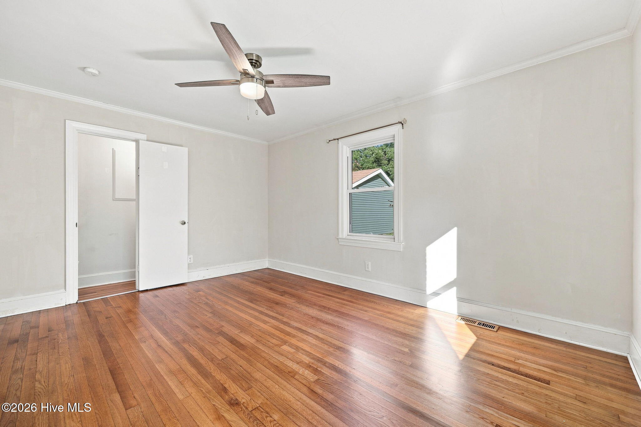 1502 E Wright Road Property Photo 24