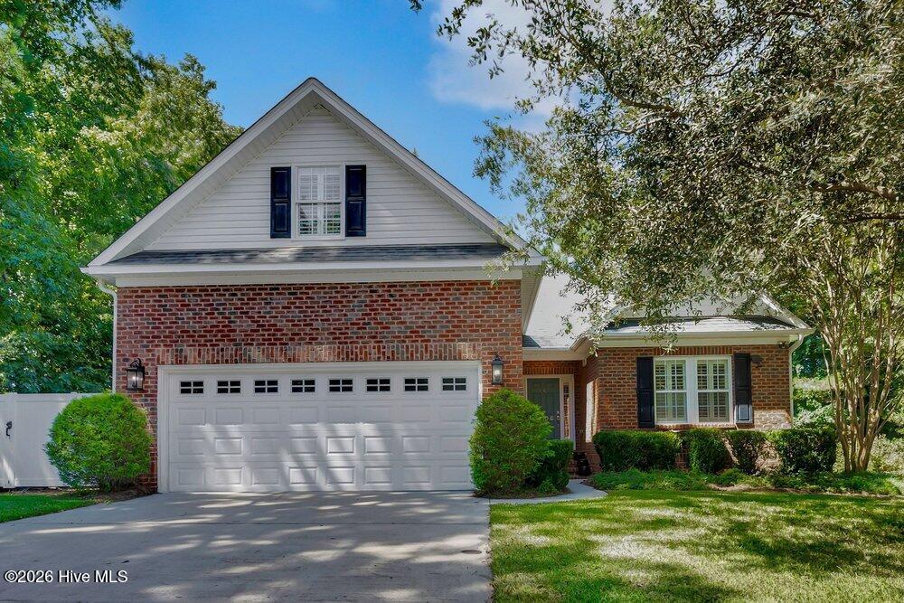 5208 Lone Eagle Court Property Photo 1