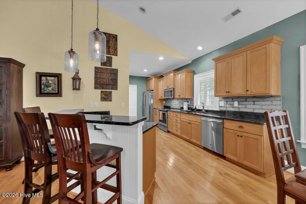 5208 Lone Eagle Court Property Photo 9