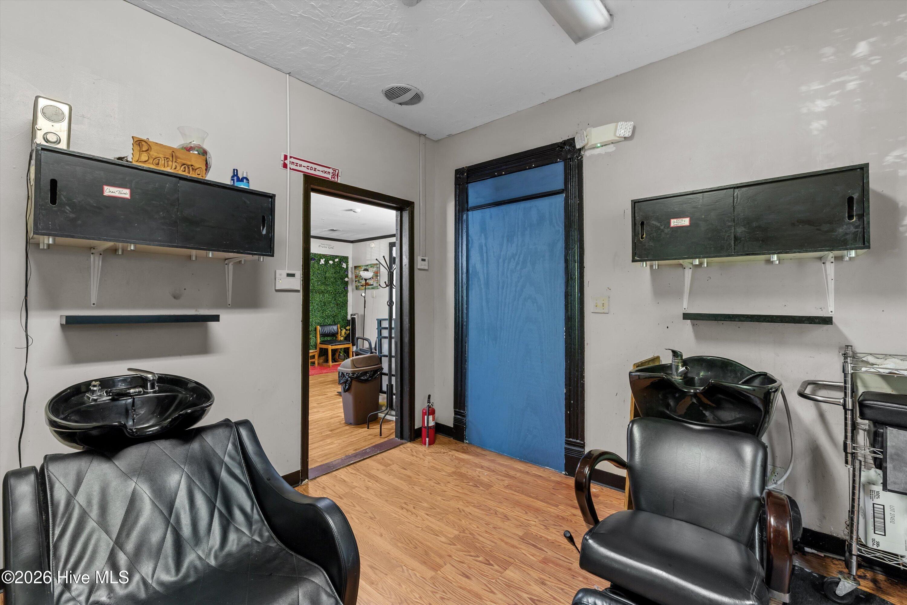 505 E 6th Street Property Photo 13