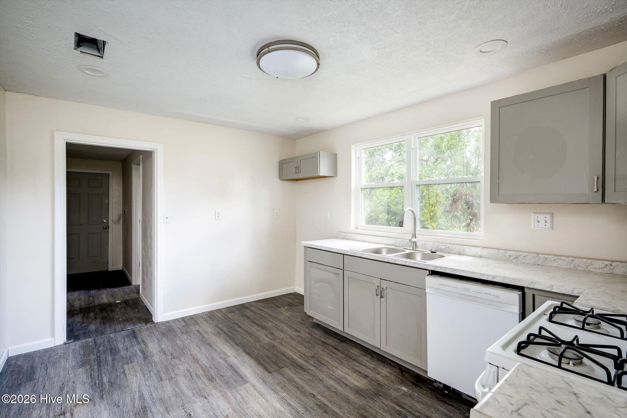 1117 Turpin Street Property Photo 12