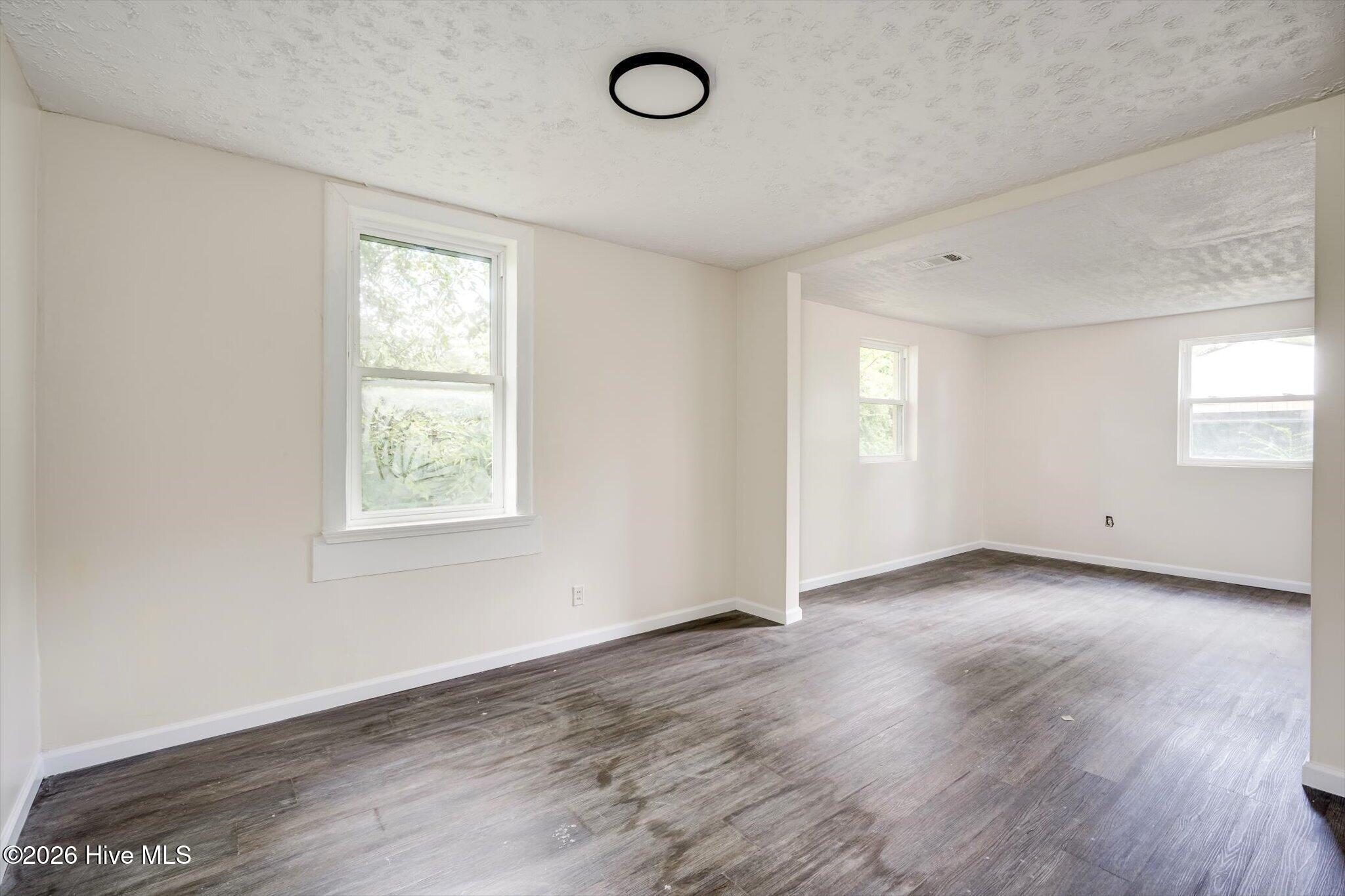 1117 Turpin Street Property Photo 17