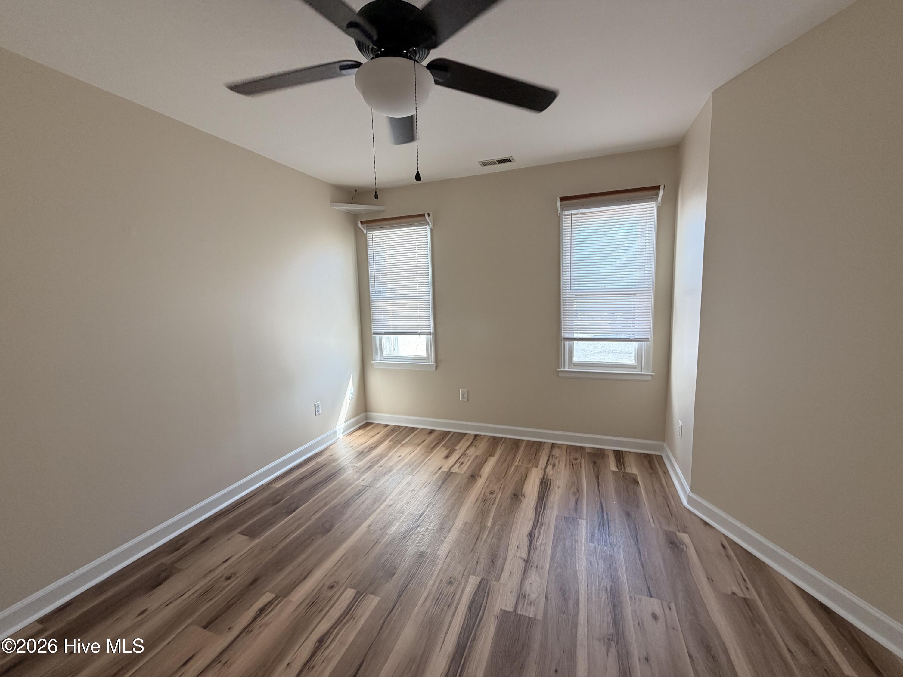 1800 Bay Street Property Photo 8