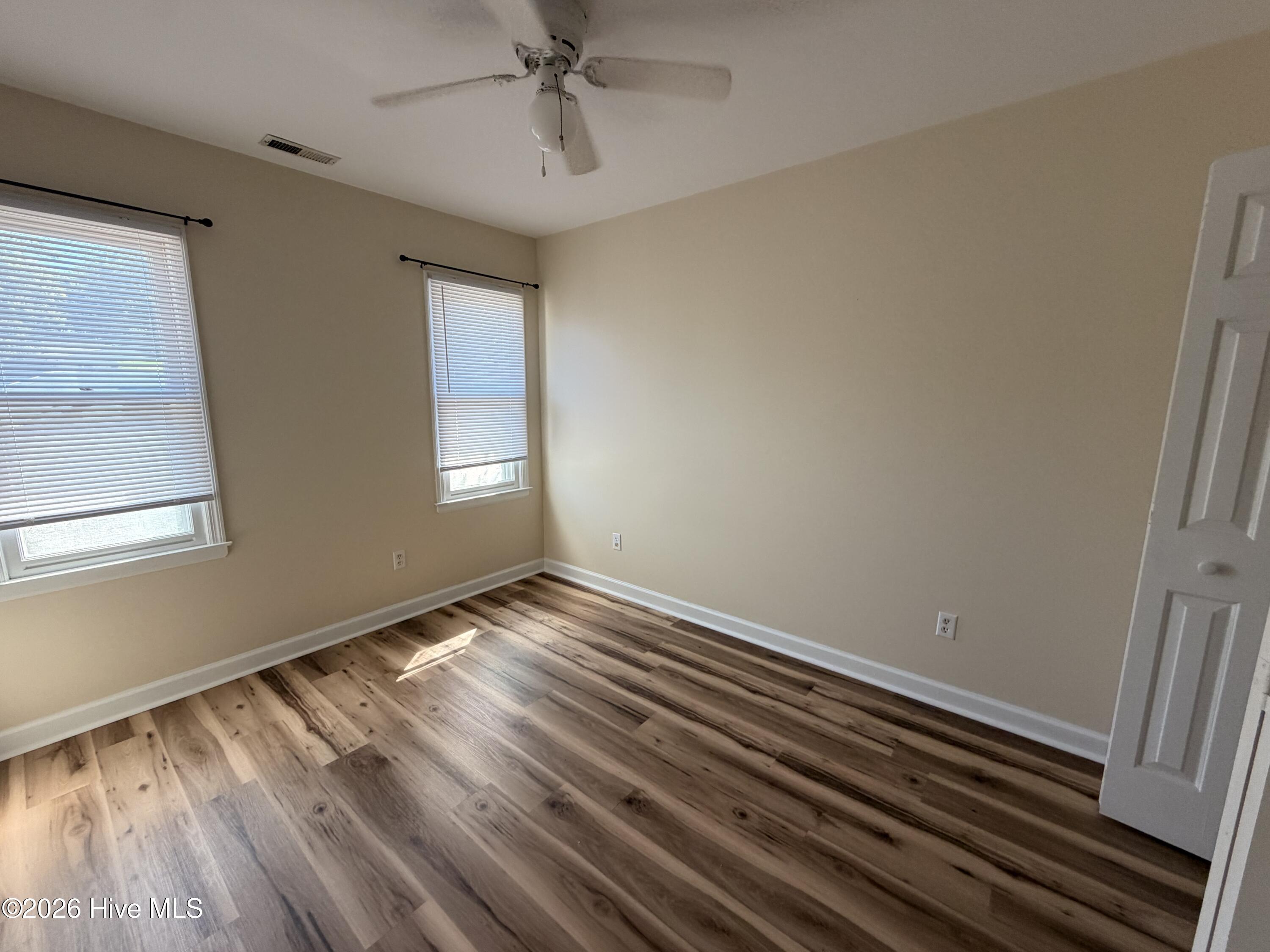 1800 Bay Street Property Photo 10