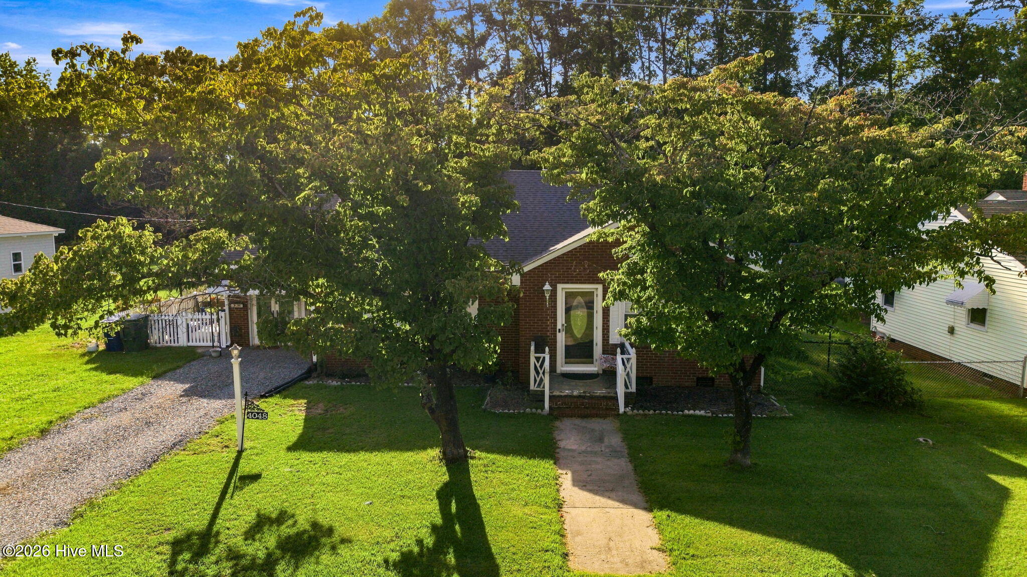 4048 Pitt Street Property Photo 6