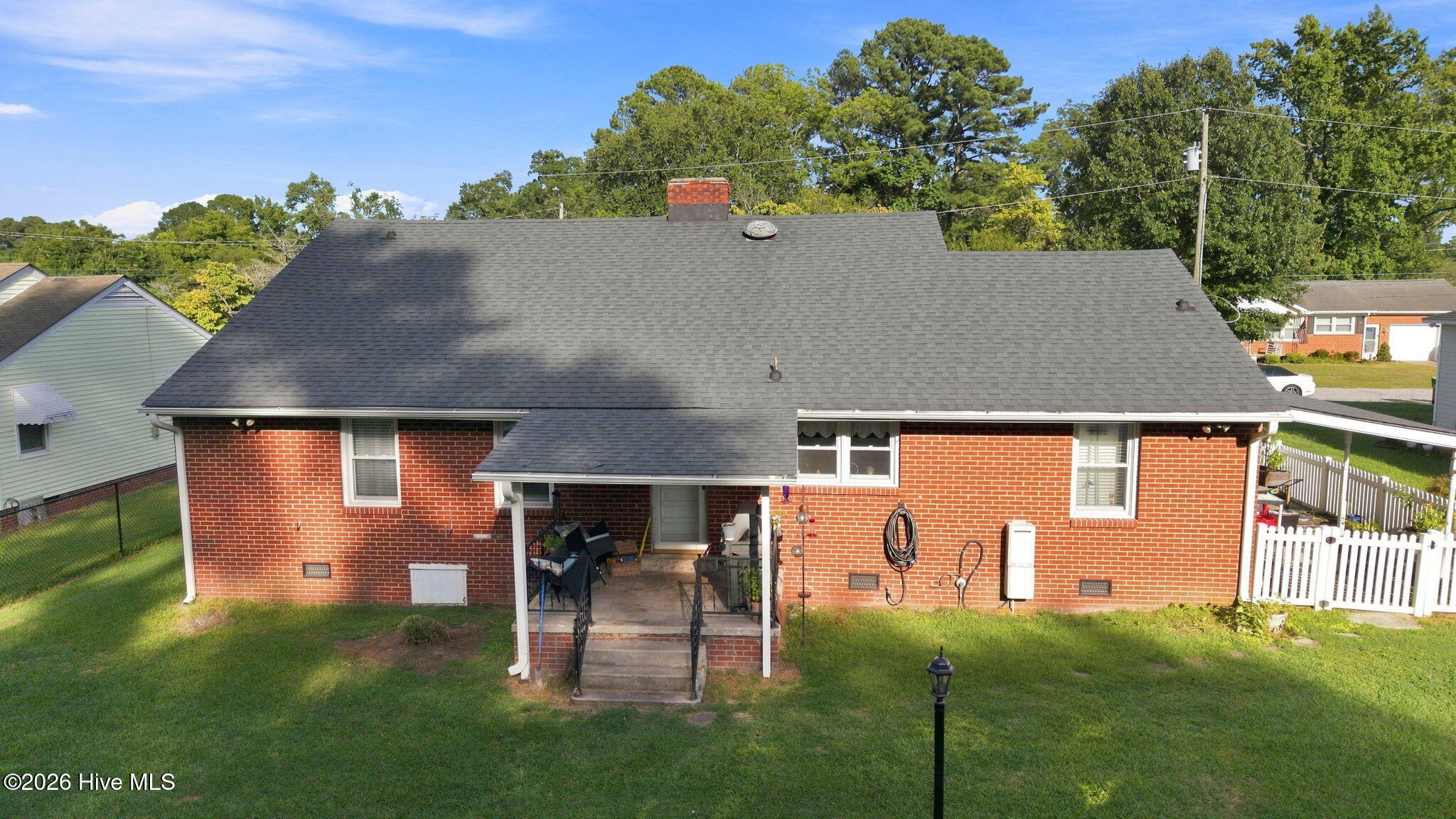 4048 Pitt Street Property Photo 9