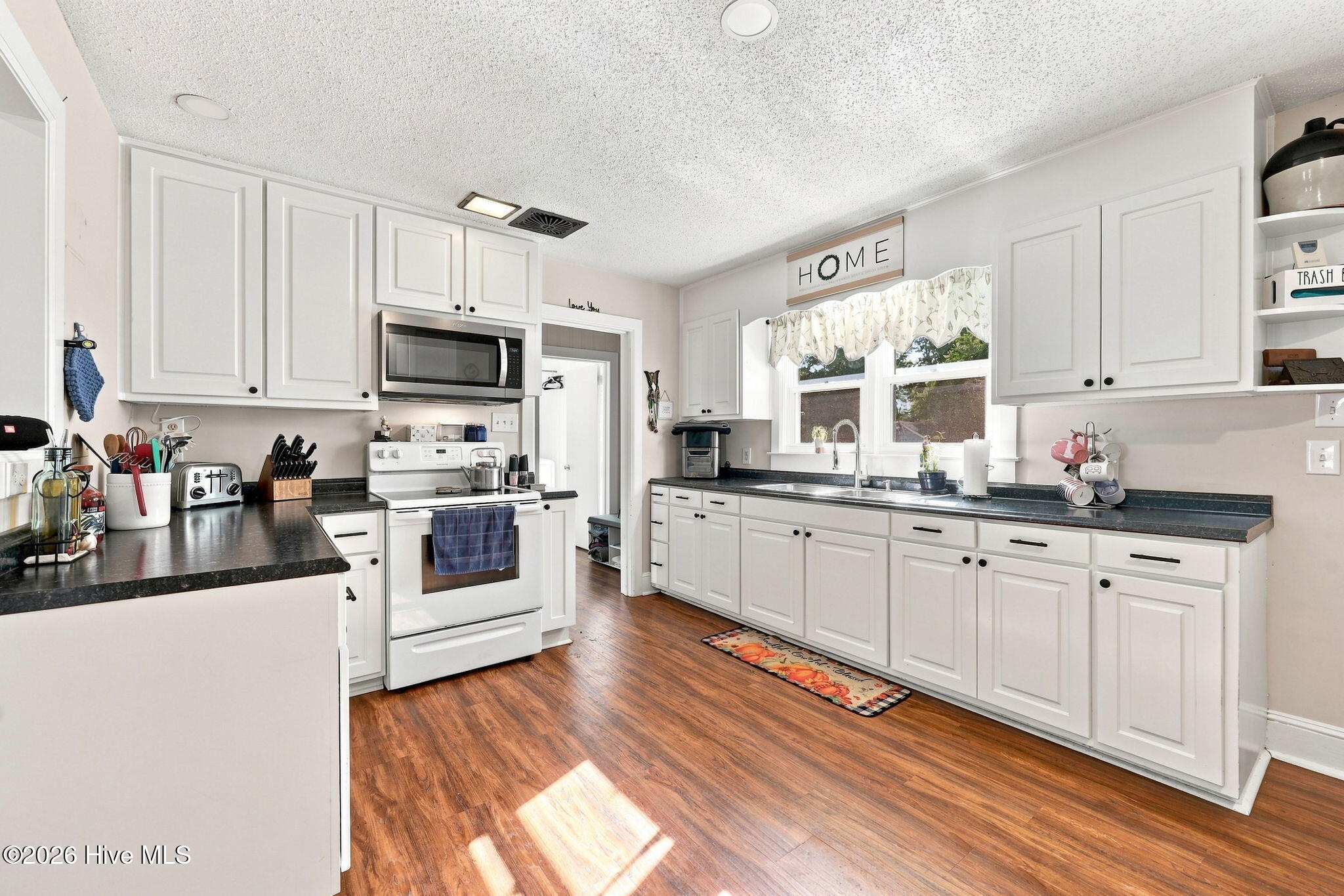 4048 Pitt Street Property Photo 22