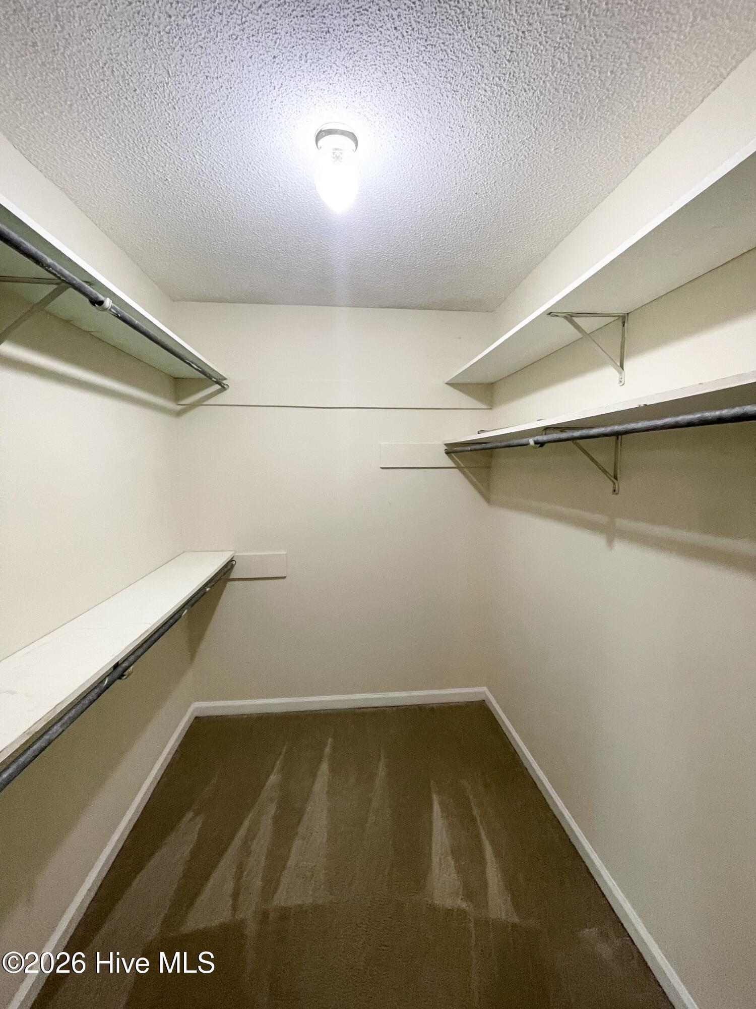 642 W Clinton Way W Property Photo 14