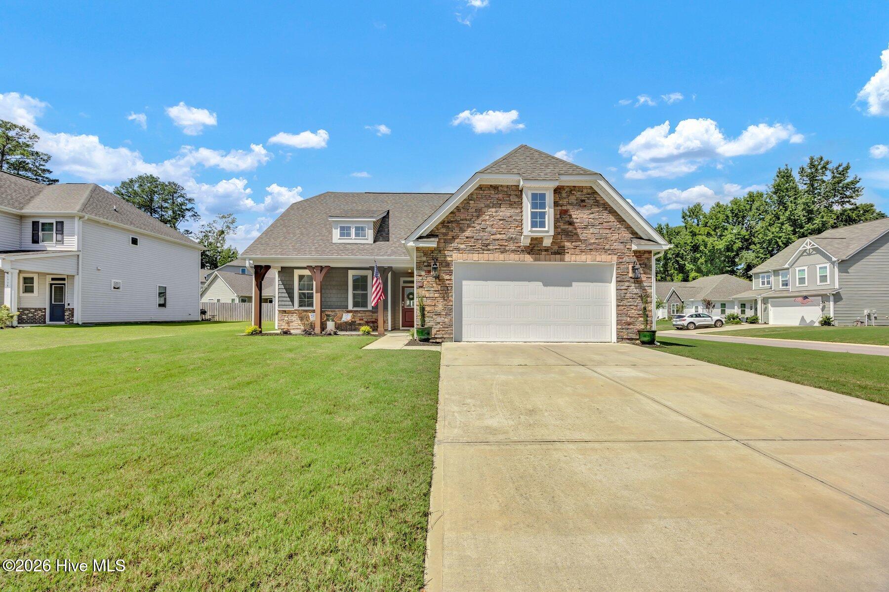 1542 Selby Court Property Photo 2