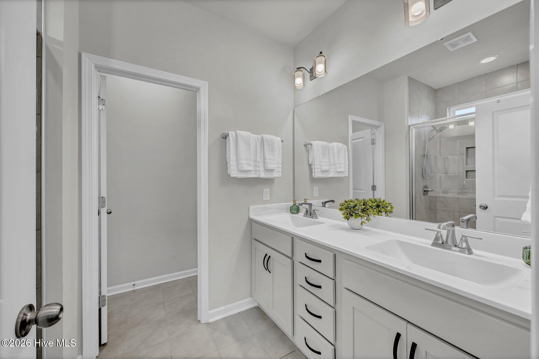 1542 Selby Court Property Photo 15