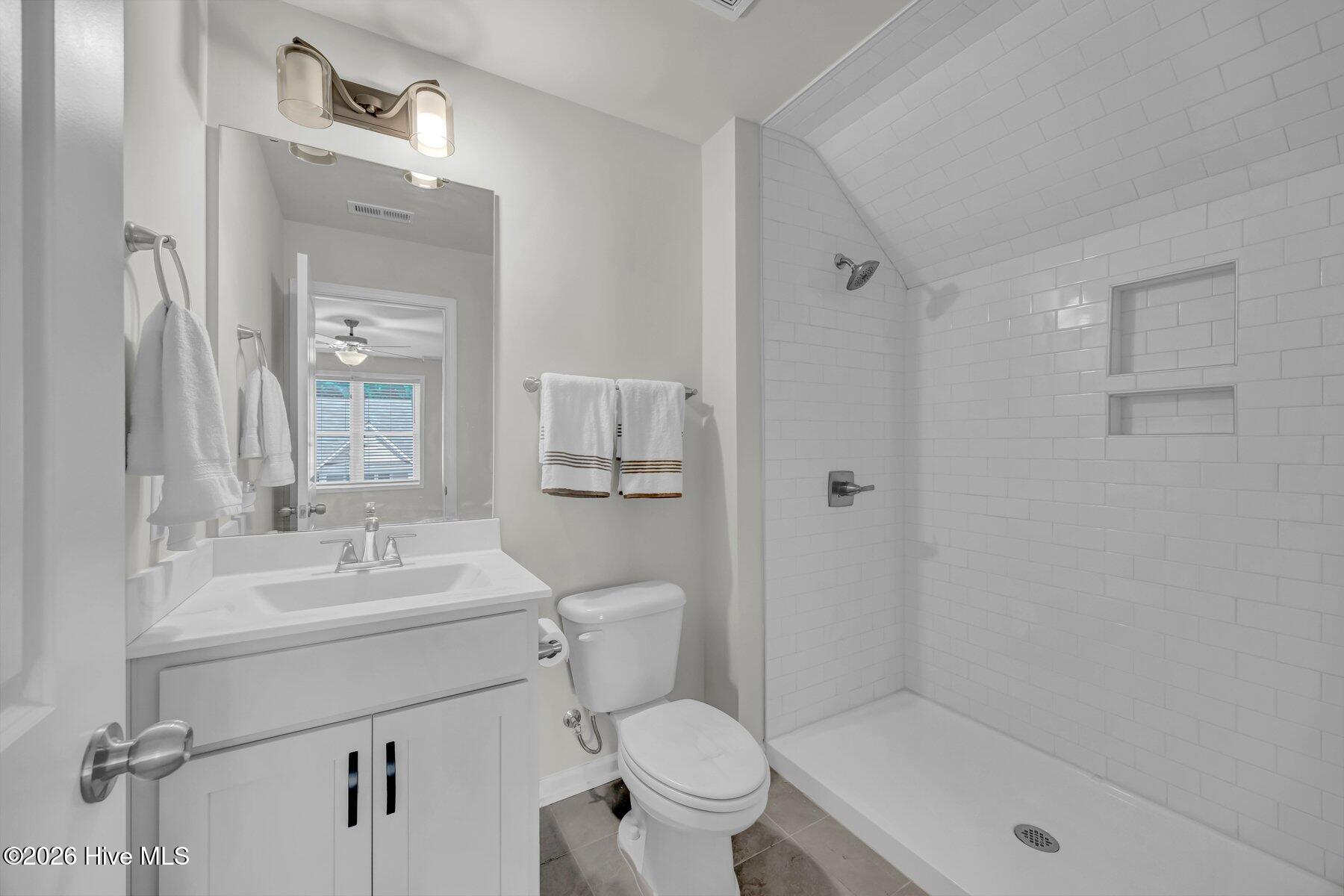 1542 Selby Court Property Photo 23