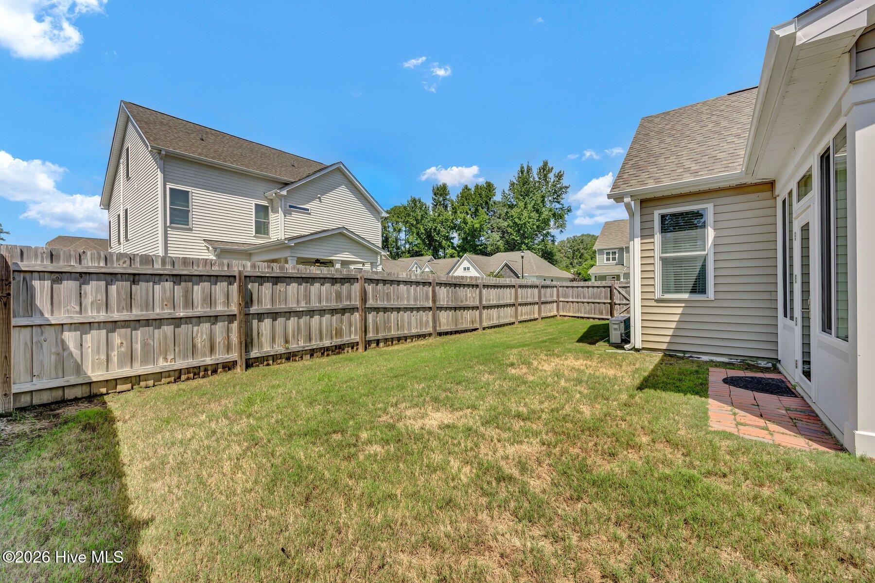 1542 Selby Court Property Photo 27